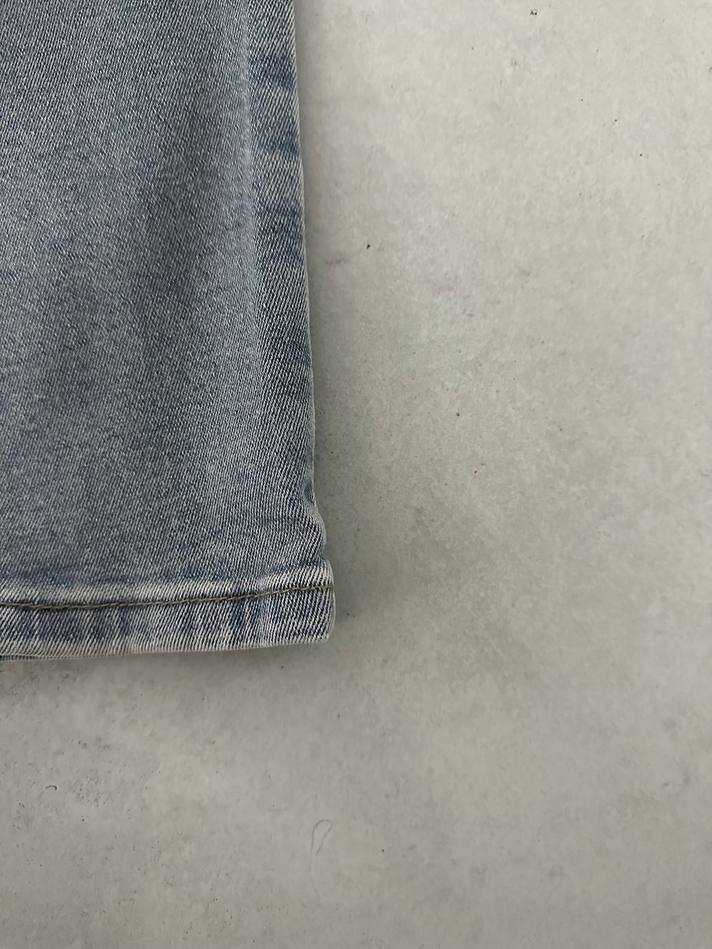 NORMAL STONEWASHED BLUE JEAN