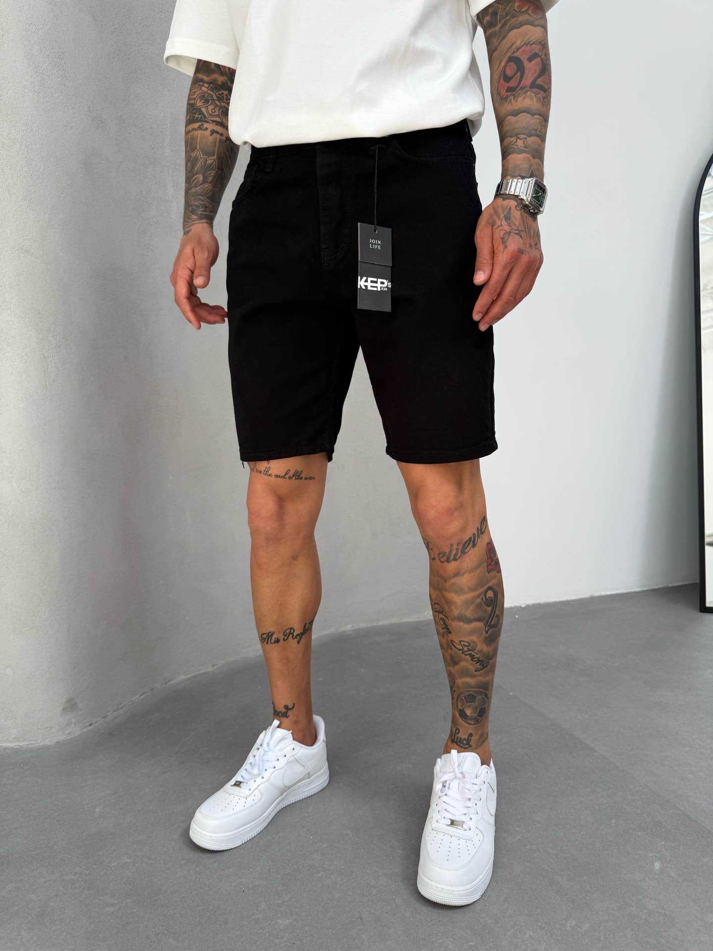 STONEWASHED BLACK SHORT