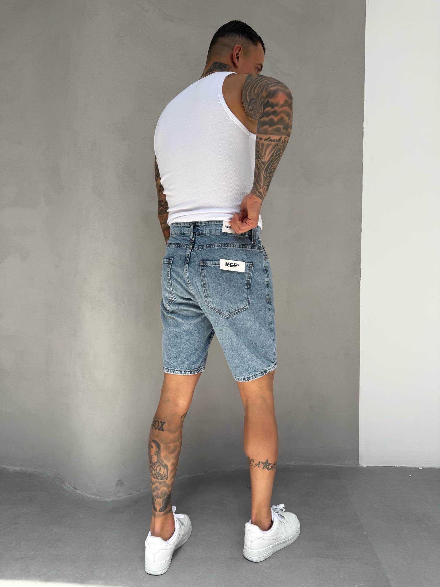 WASHED BLUE SHORT