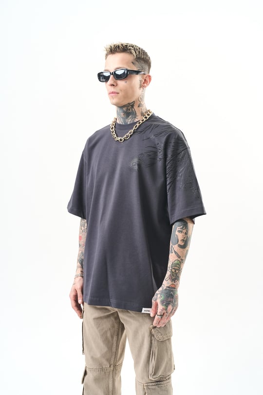R HAND PREMIUM T-SHIRT