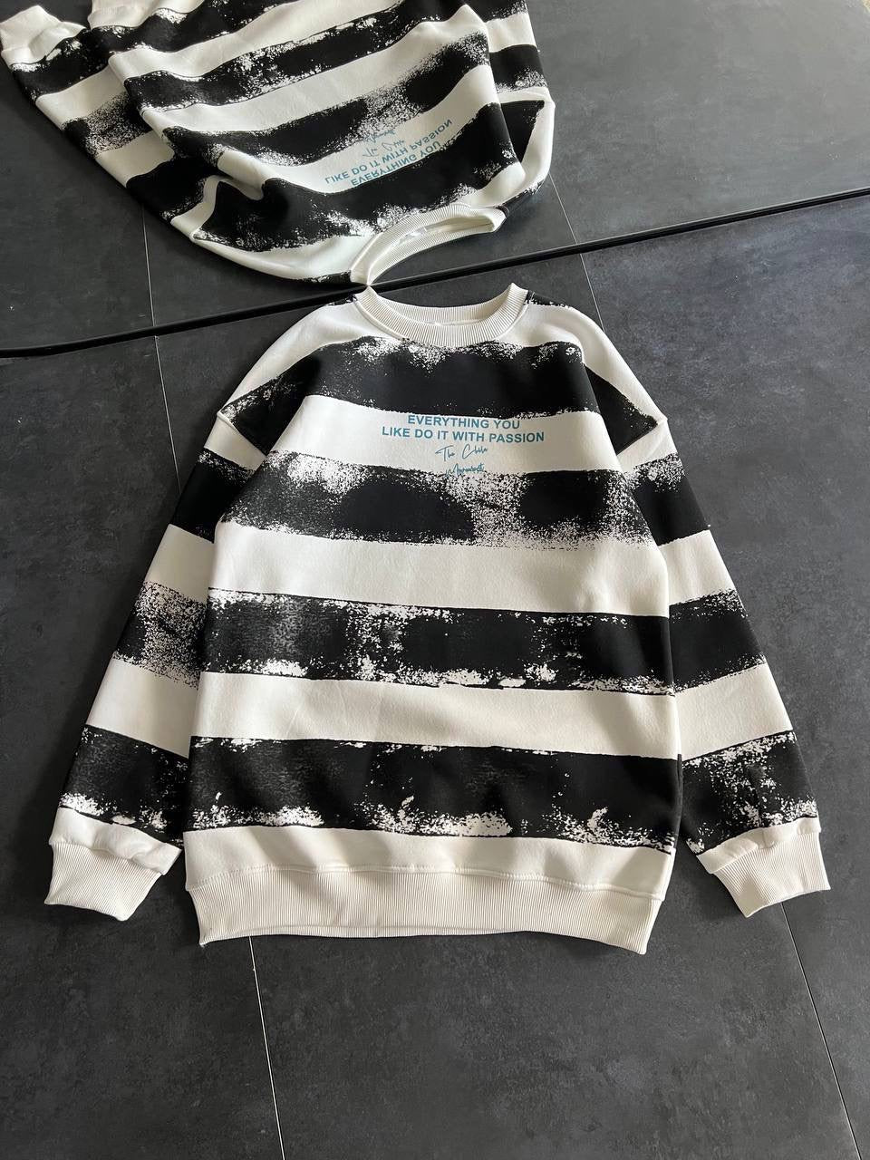 THE CHILLA MOVEMENT STRIPE SWEATER (3 COLOR)