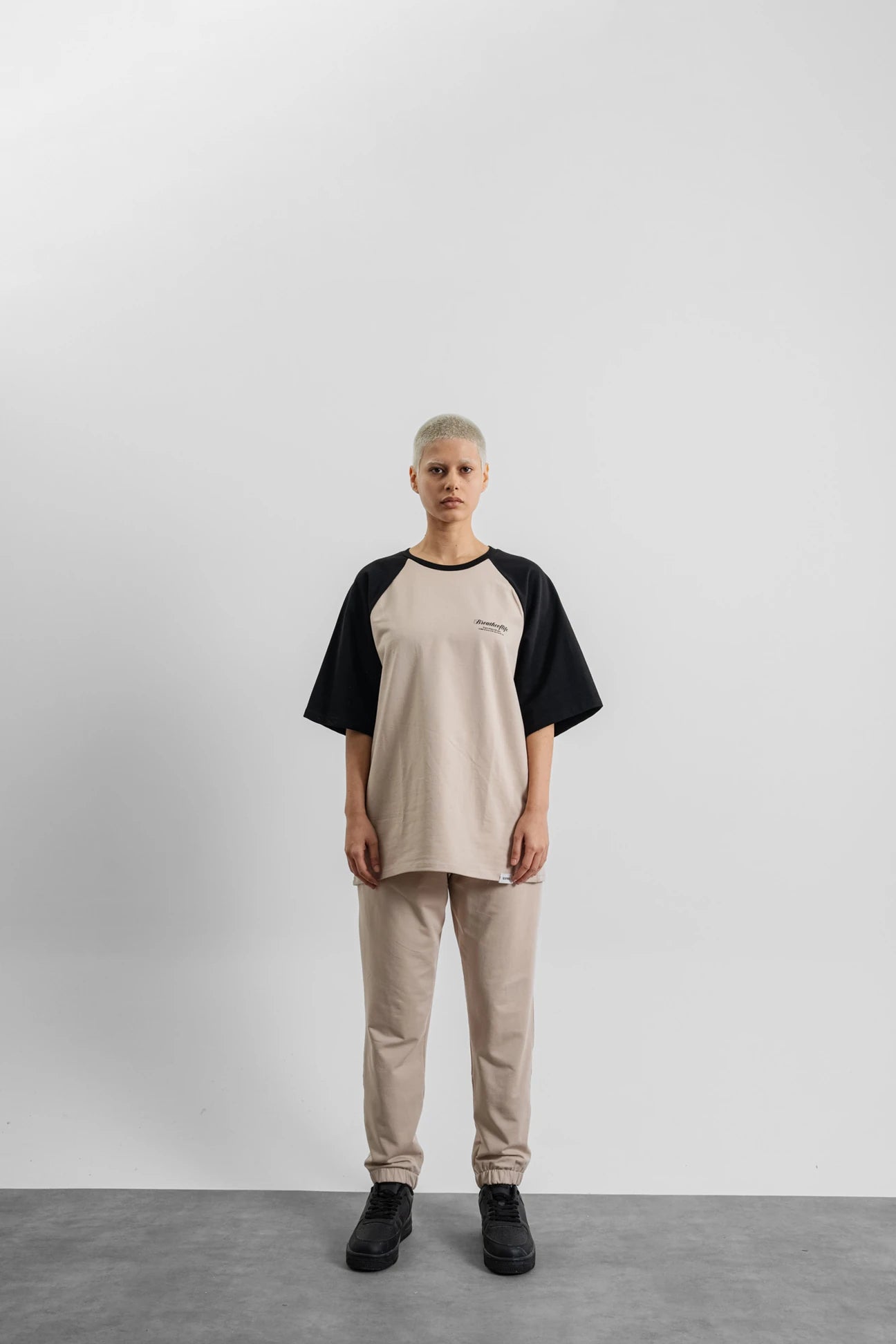 BREATHE PREMIUM T-SHIRT