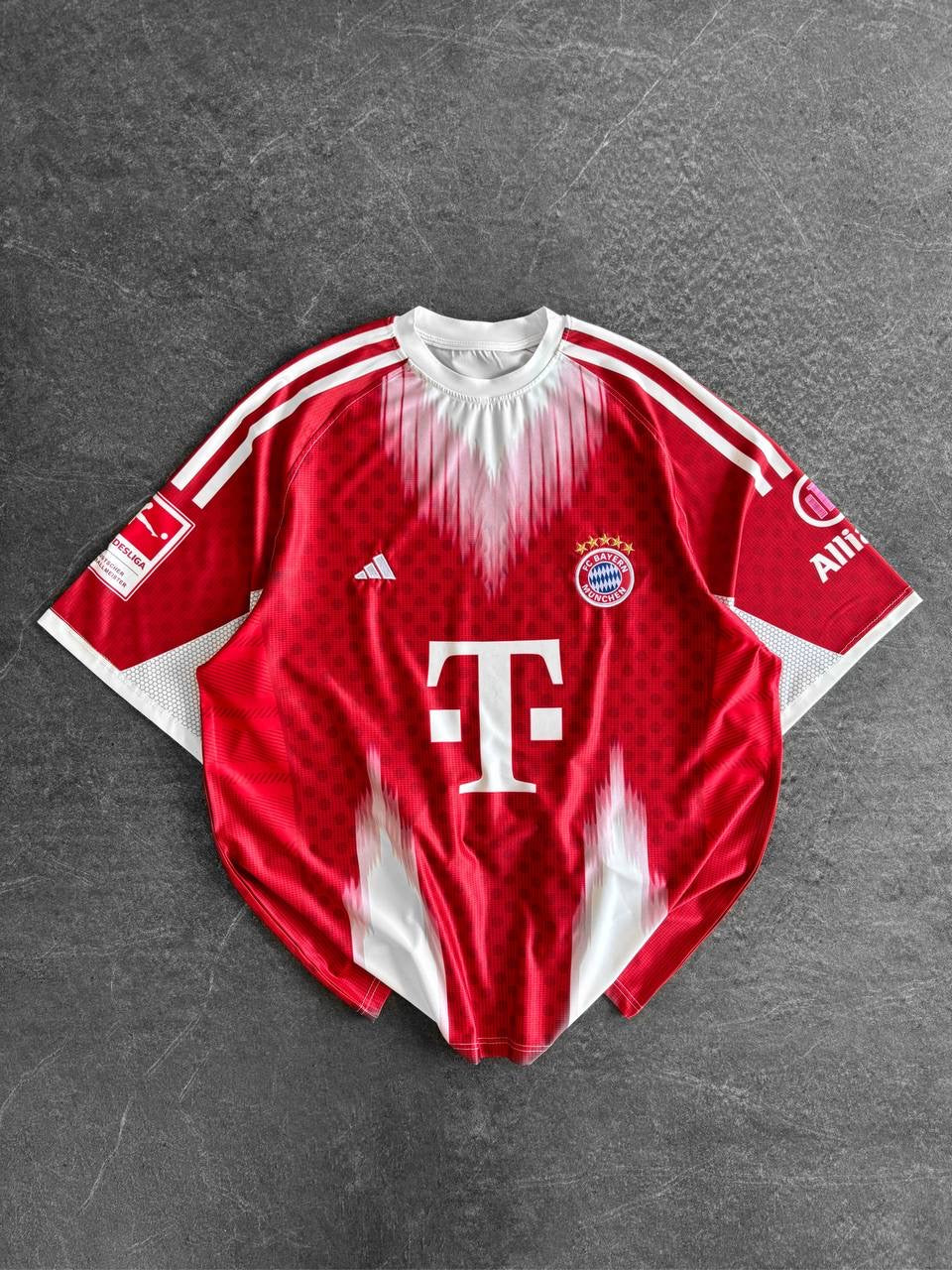 BAYERN FANSY T-SHIRT