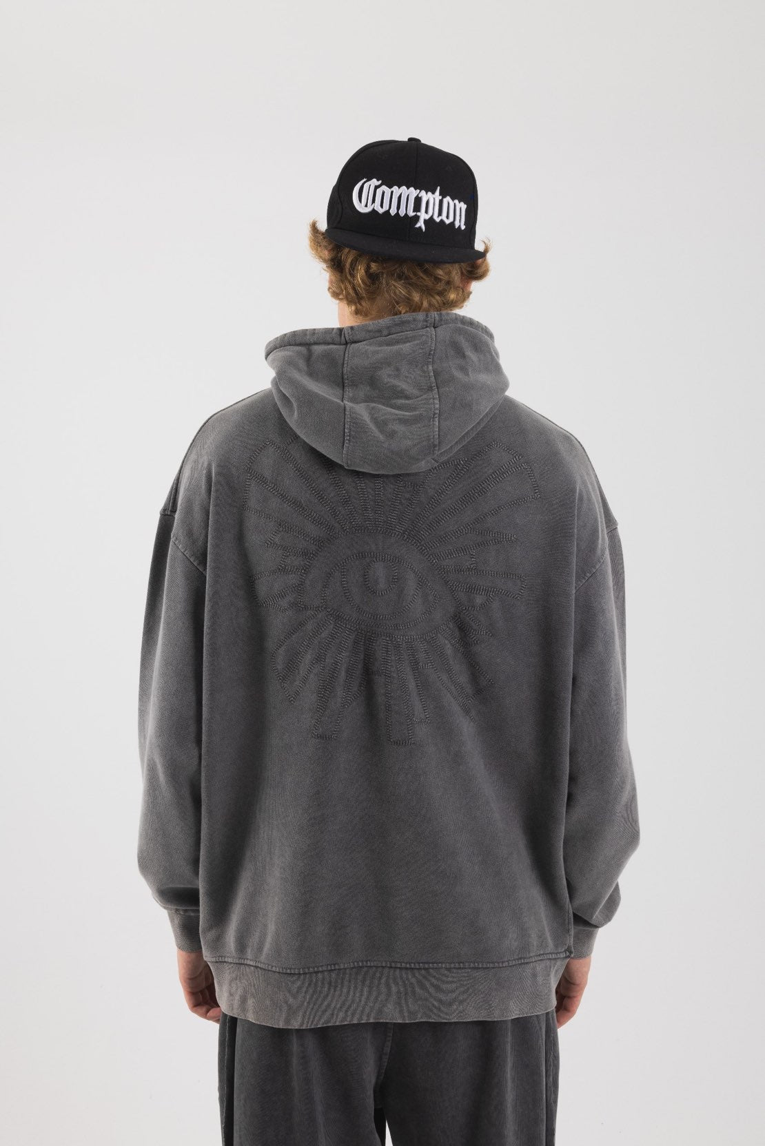 VIP EYE HOODIE (2 COLOR)
