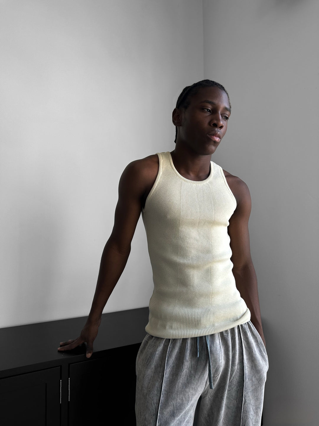 PREMIUM TANK TOP (3 COLOR)