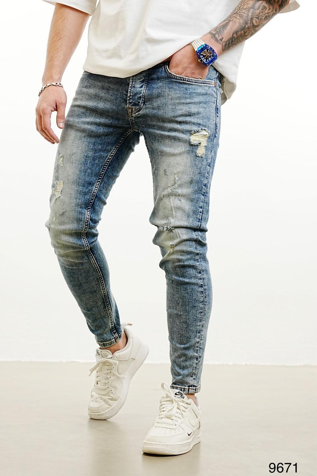 MID BLUE RIPPED SLIM FIT JEAN