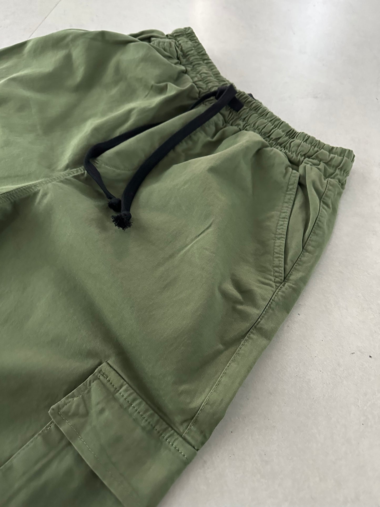 GREEN CARGO PANTS