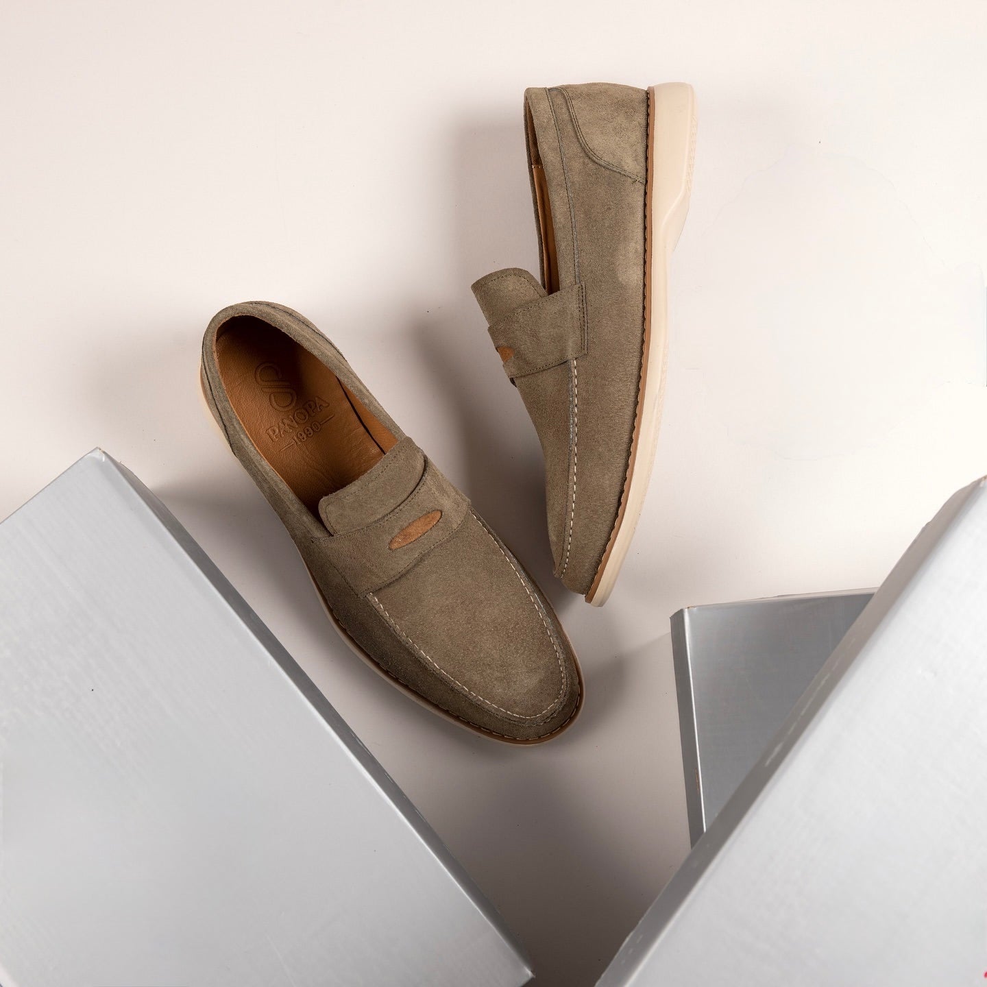 PREMIUM PENNY LOAFERS (3 COLOR)
