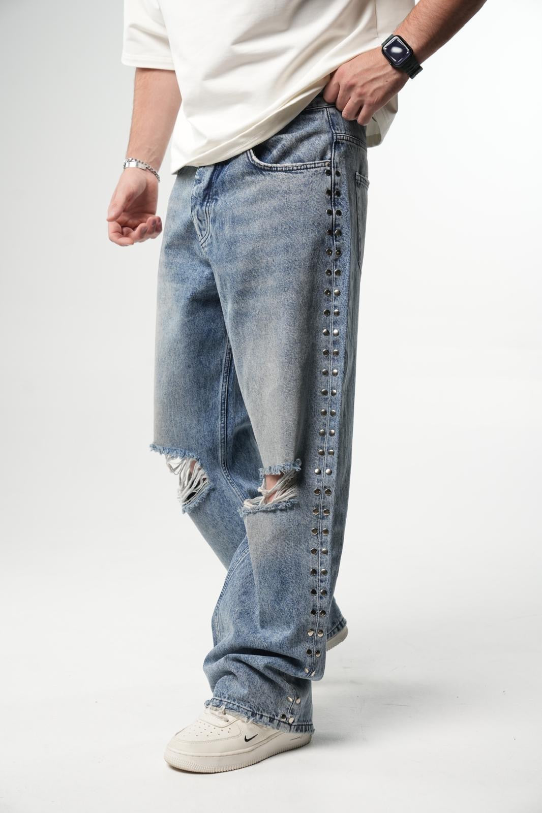 KNEE RIPPED WASHED BAGGY JEAN
