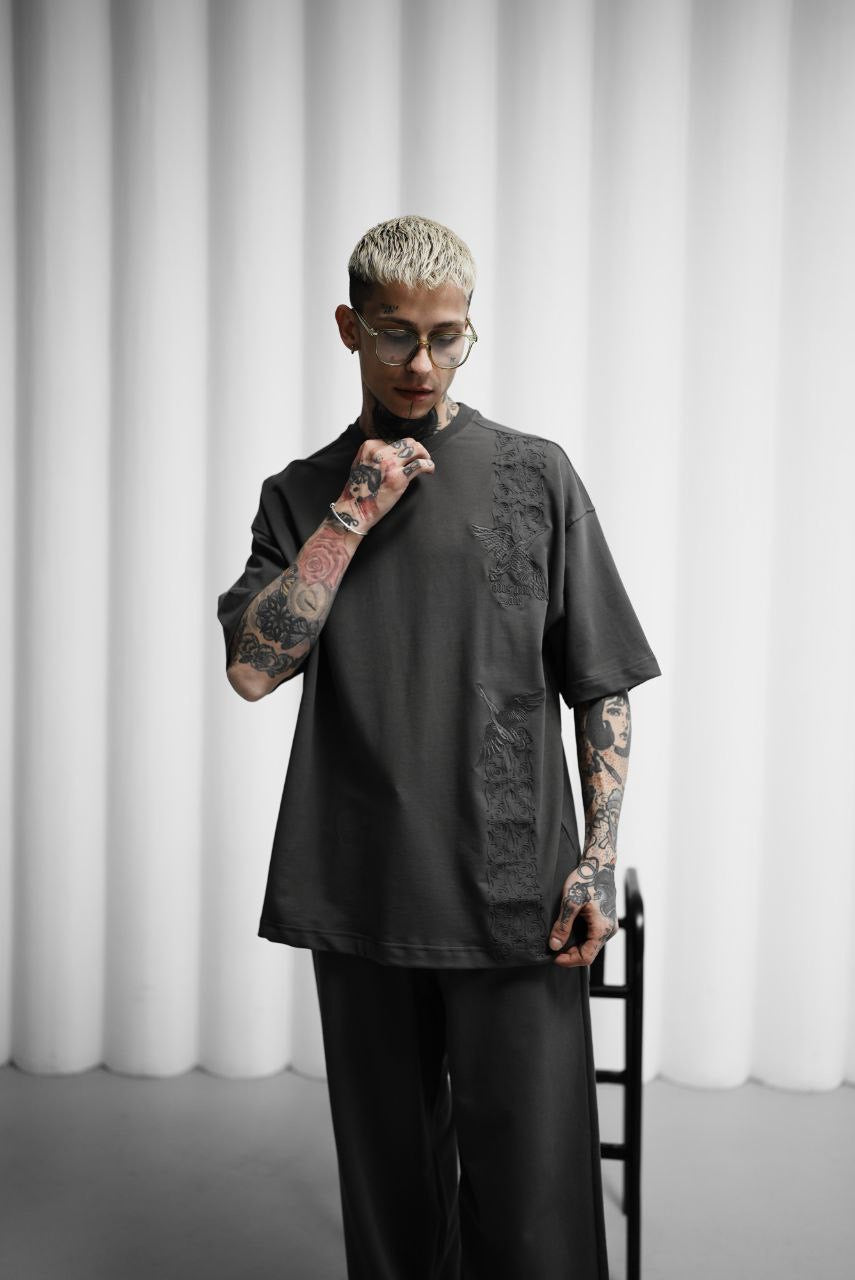 VIP PHONIX DESIGN T-SHIRT