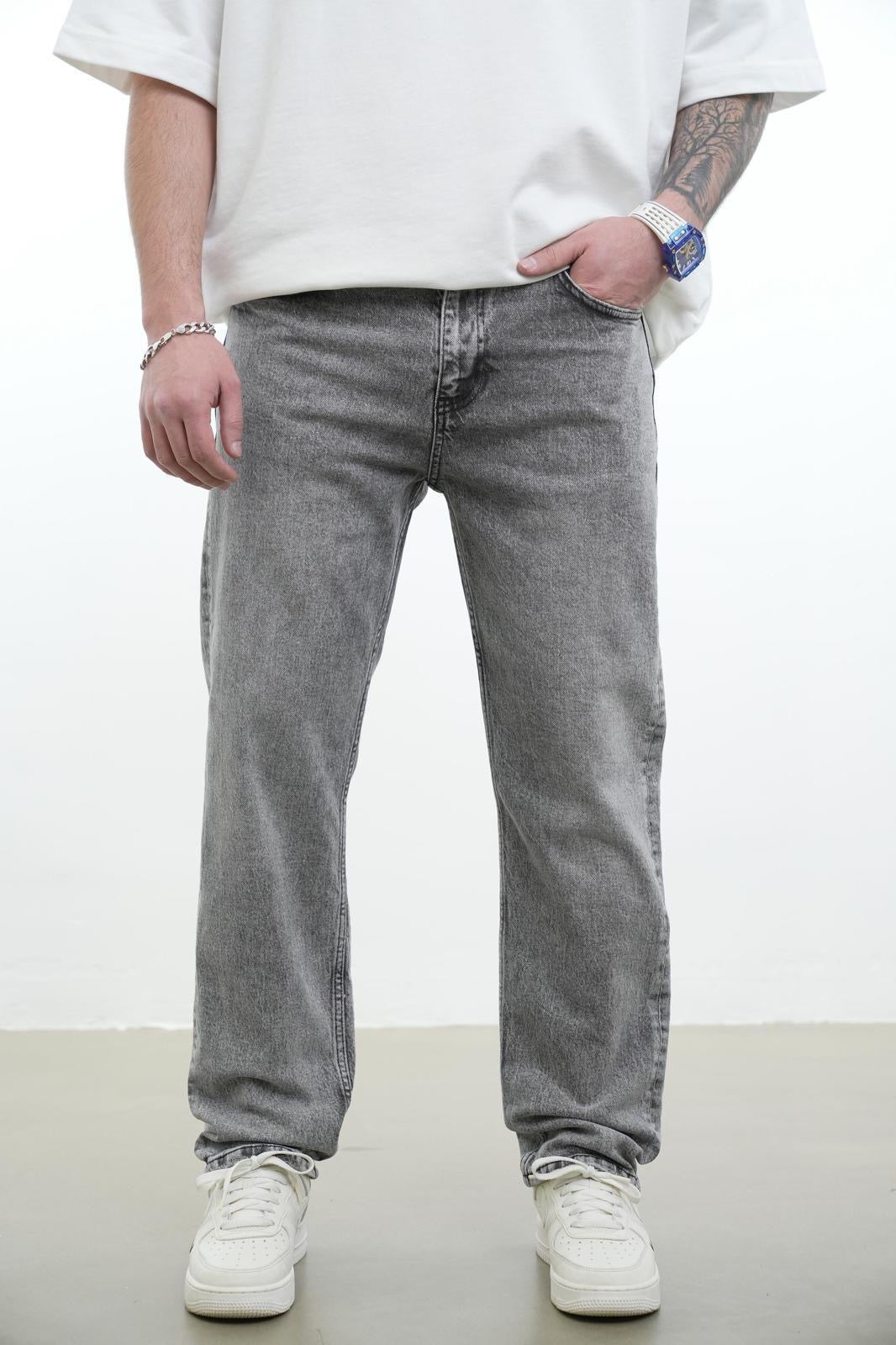 PREMIUM LIGHT GRAY STRAIGHT CUT JEAN
