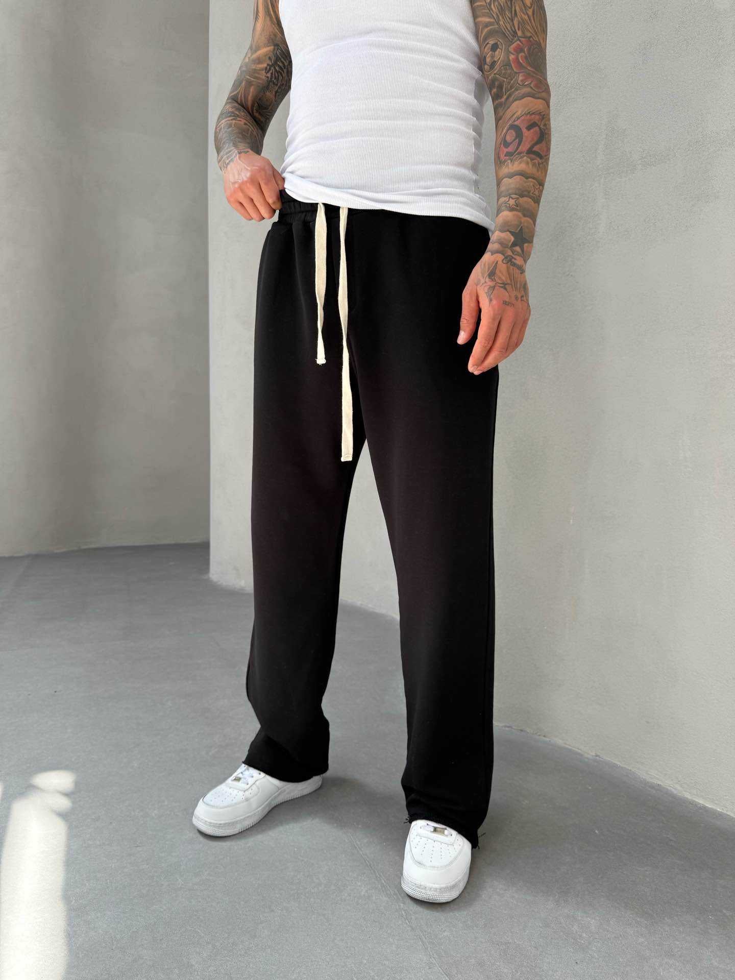 PREMIUM OVERSIZE TRACK PANTS