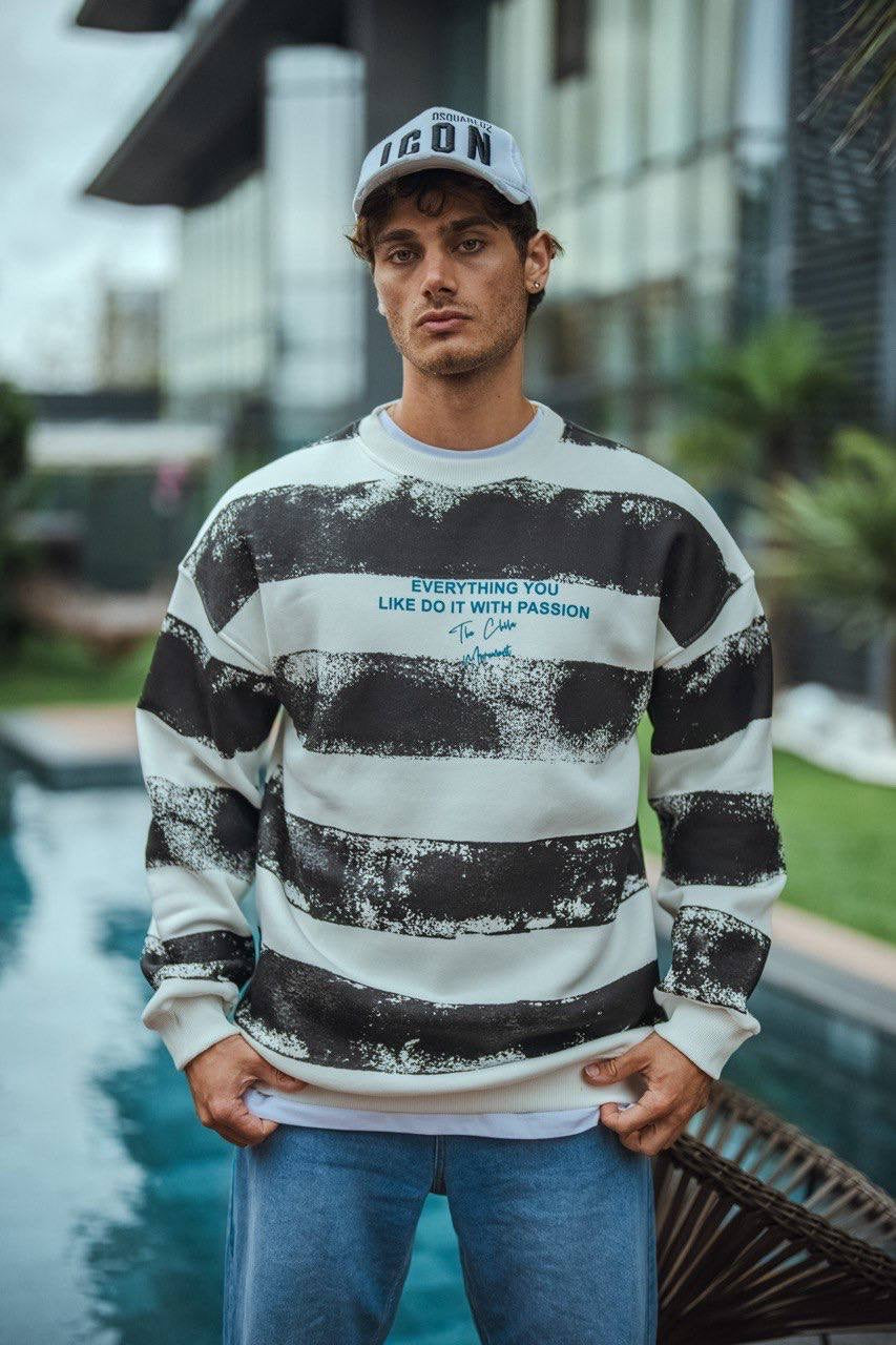 THE CHILLA MOVEMENT STRIPE SWEATER (3 COLOR)