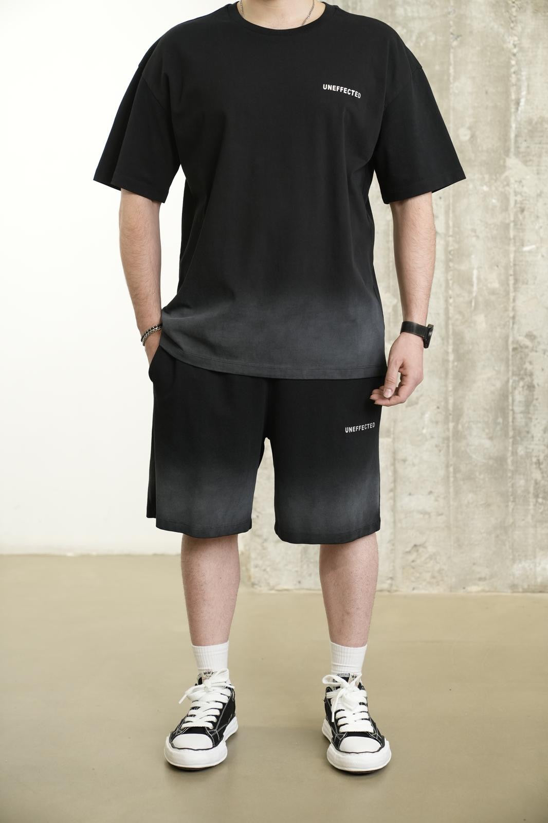 UNEFFECTED PREMIUM SET