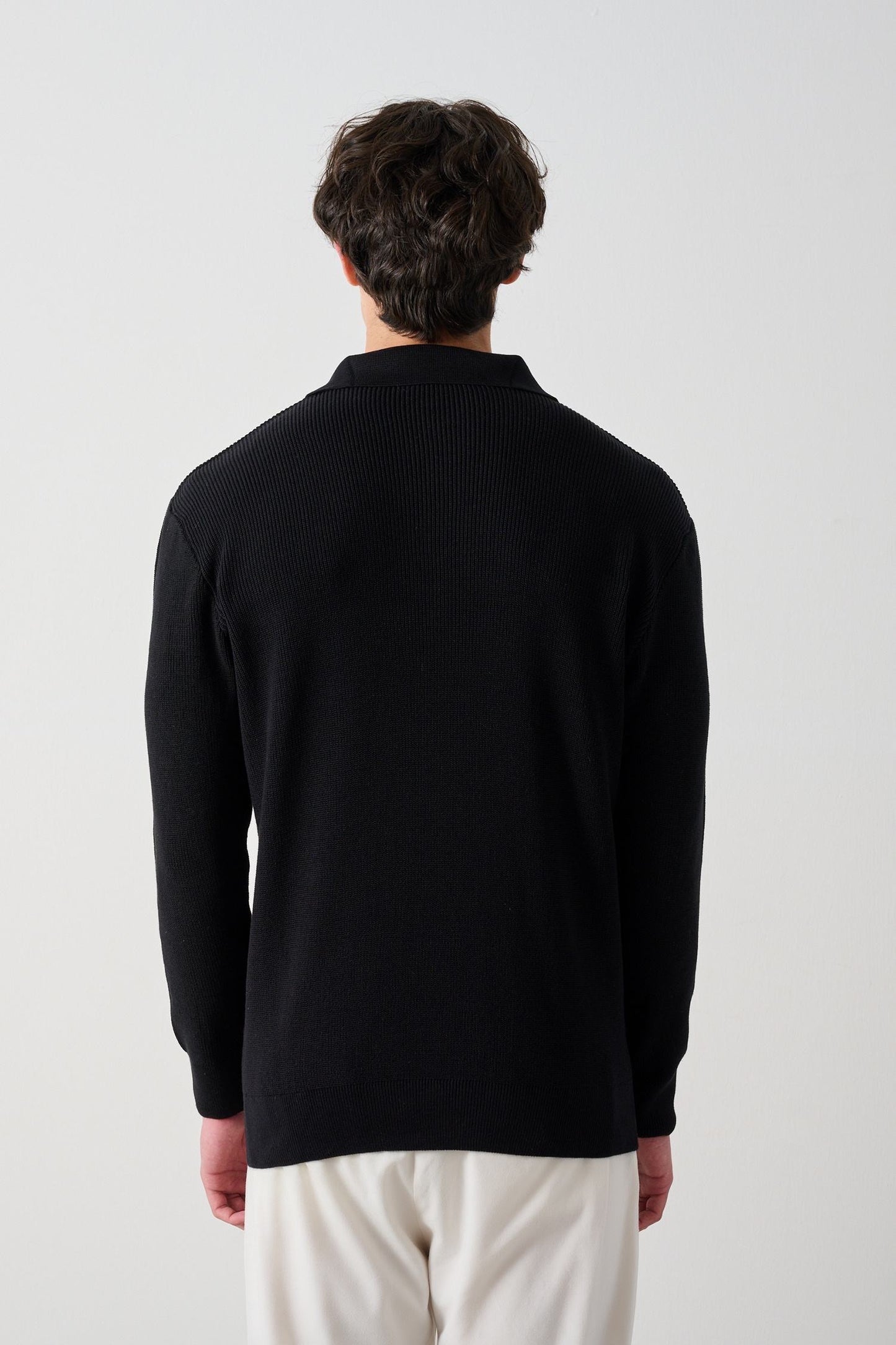 BUTTON UP SWEATER (4 COLOR)