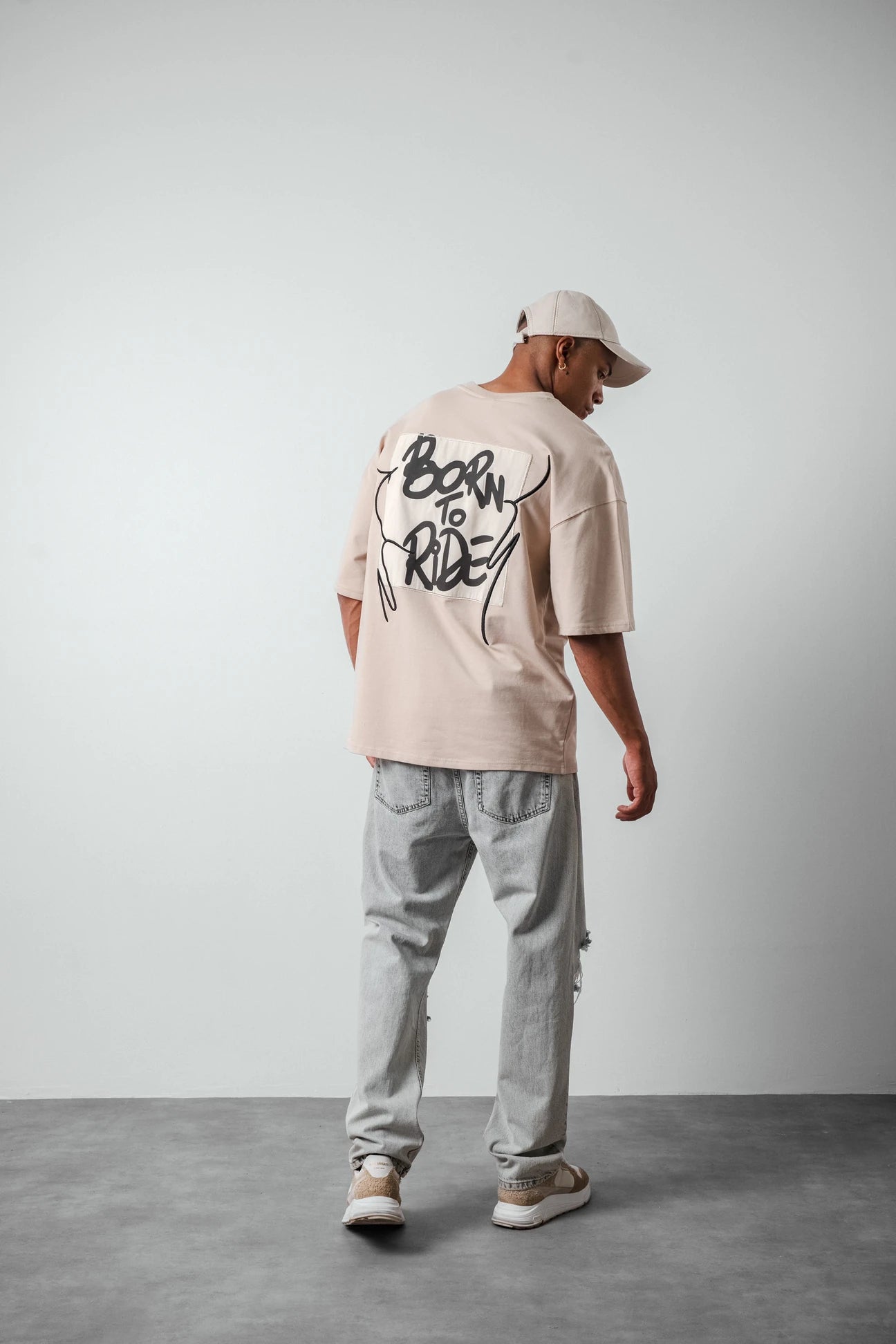 BORN TO RIDE PREMIUM T-SHIRT