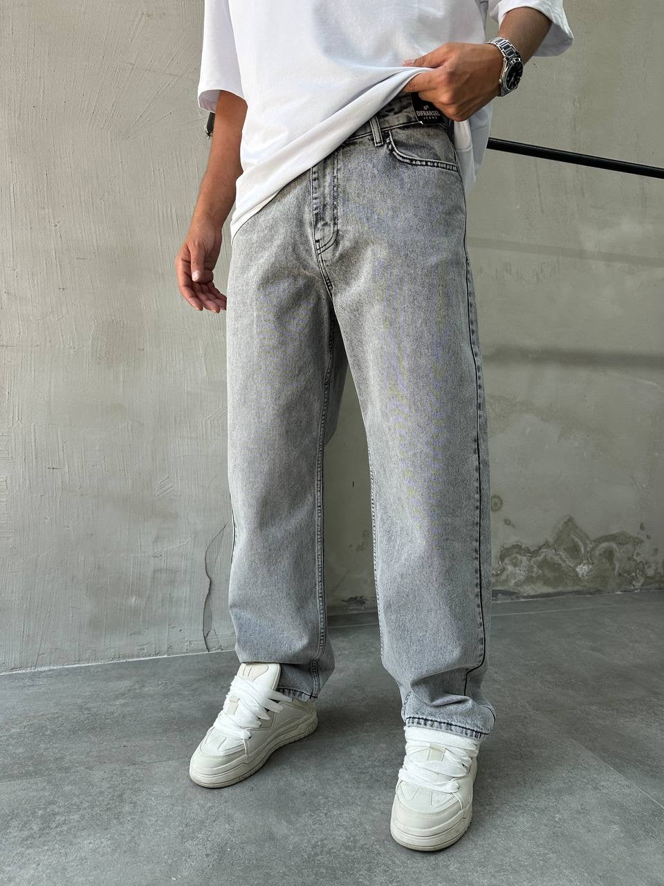 STONEWASHED GRAY BAGGY JEAN