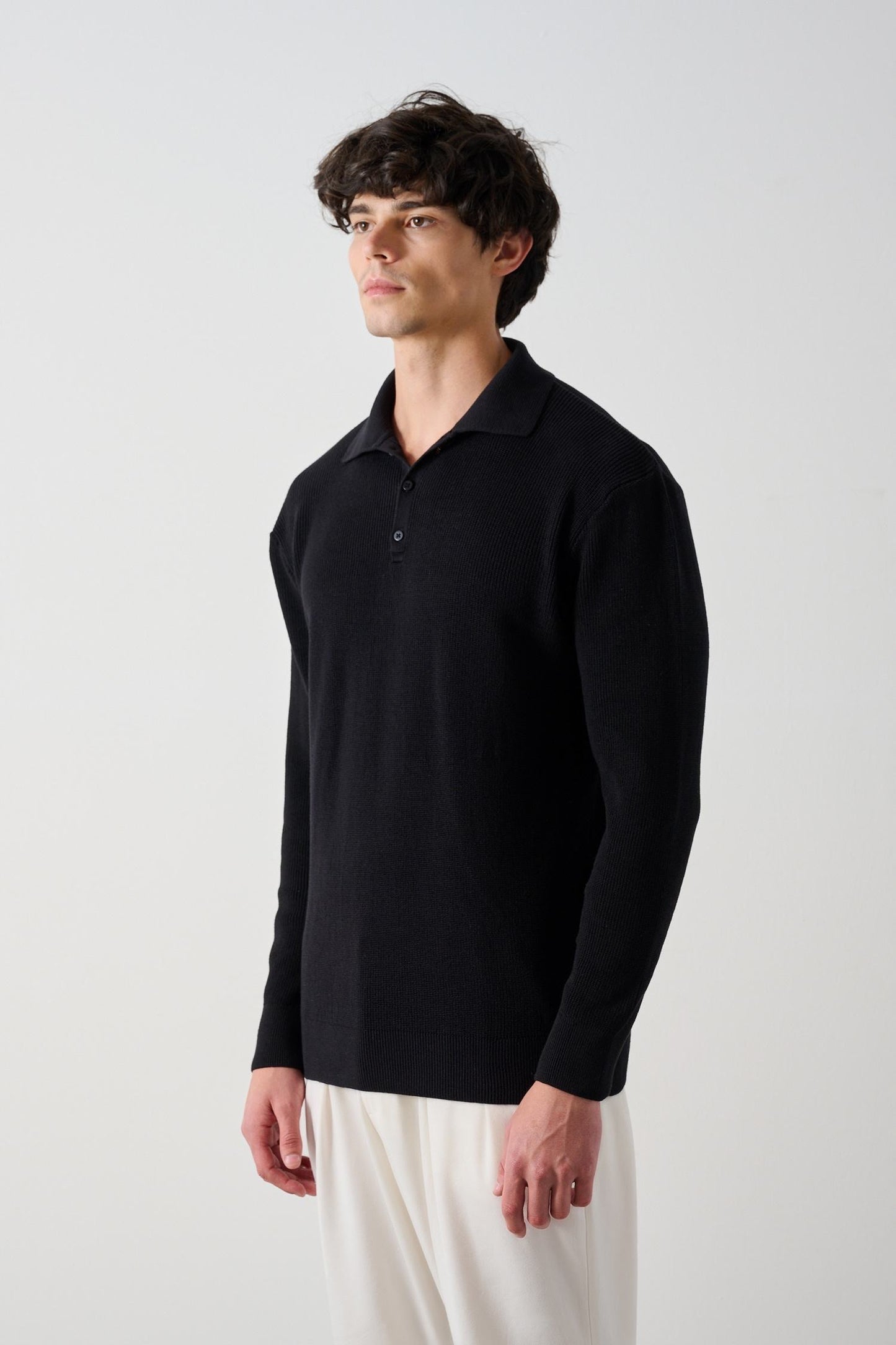 BUTTON UP SWEATER (4 COLOR)