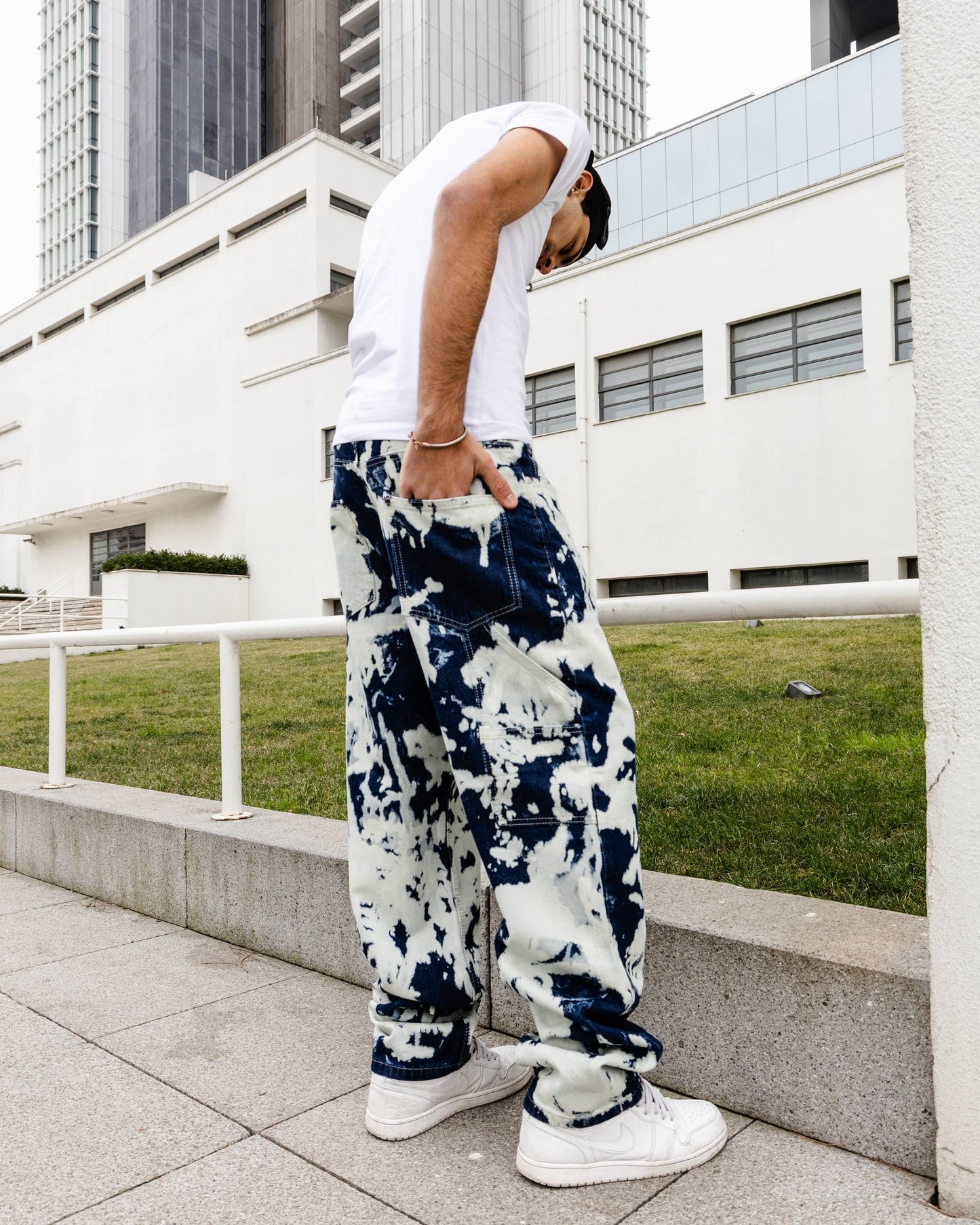 VIP BLEACH JEAN