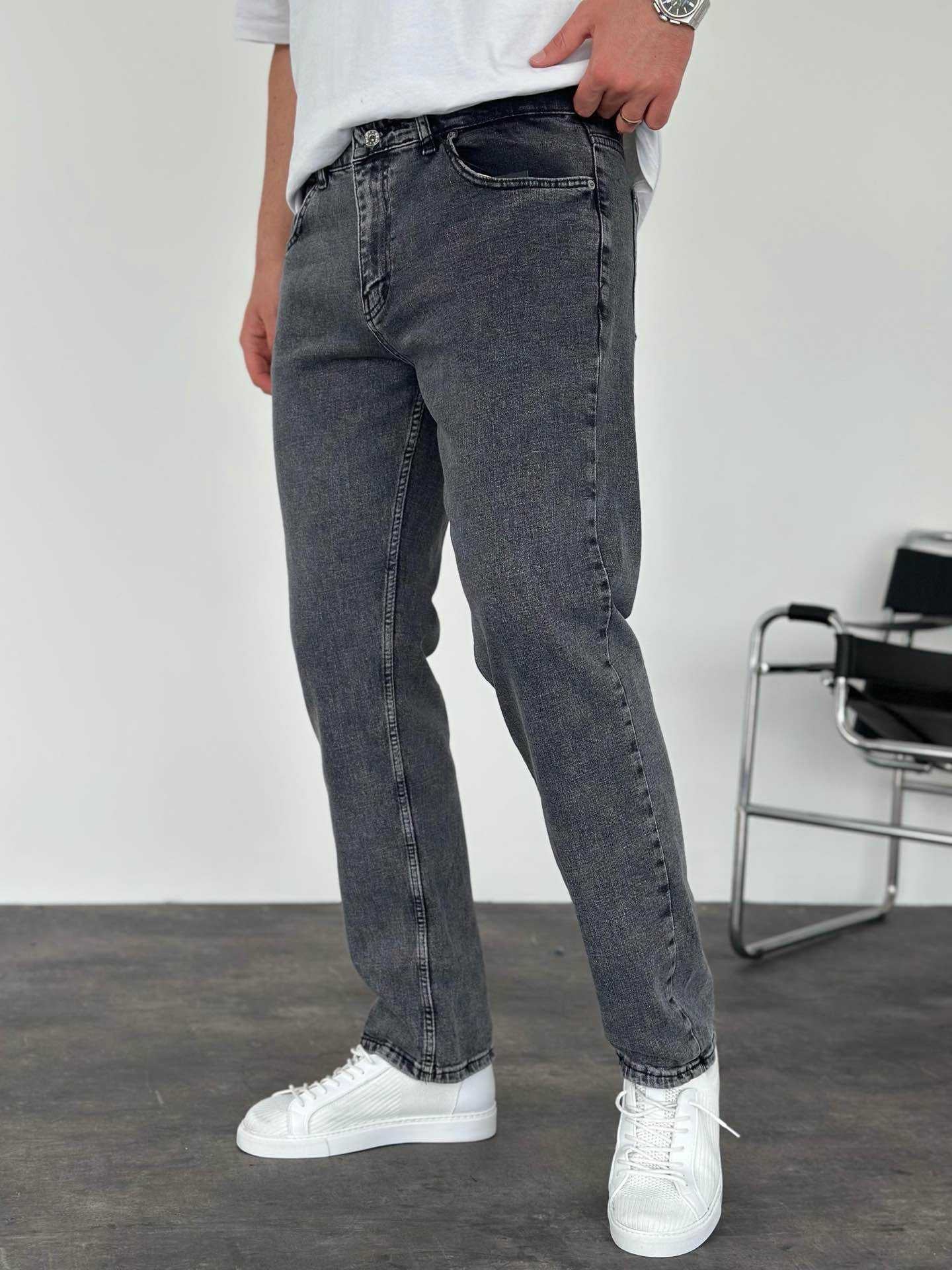 WASHED GRAY REGULAR FIT JEAN