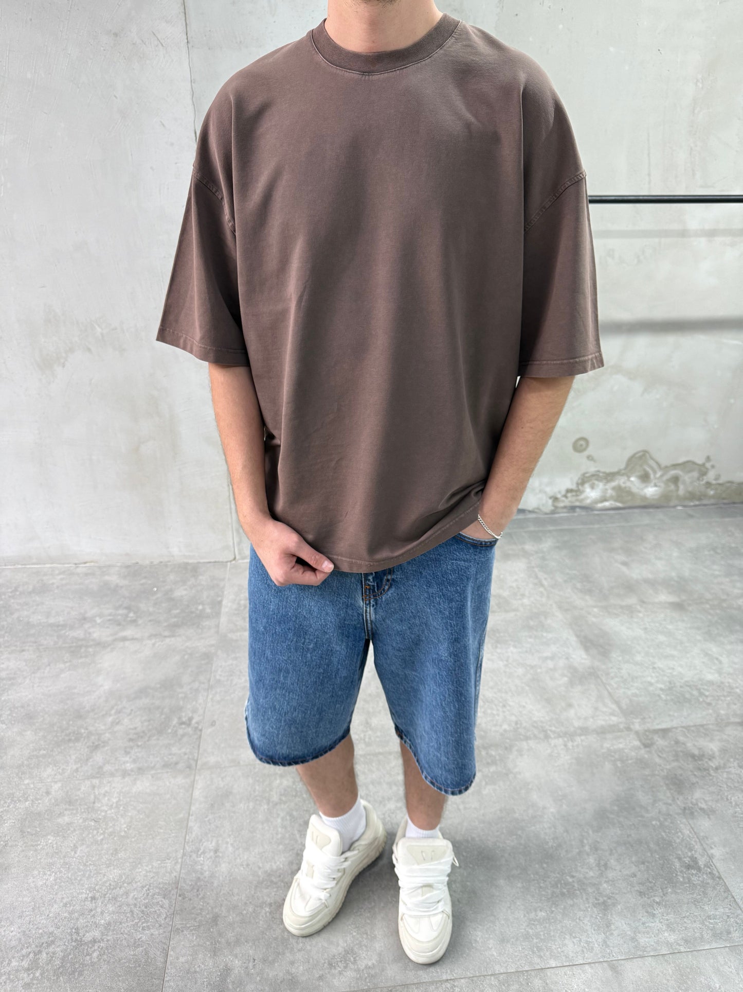 PREMIUM STONEWASHED T-SHIRT