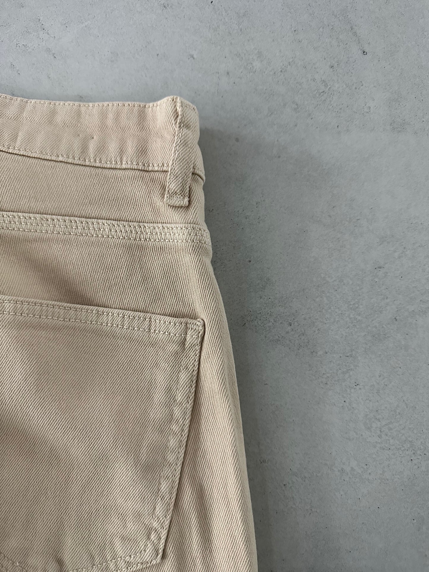 PREMIUM BAIGE JEAN