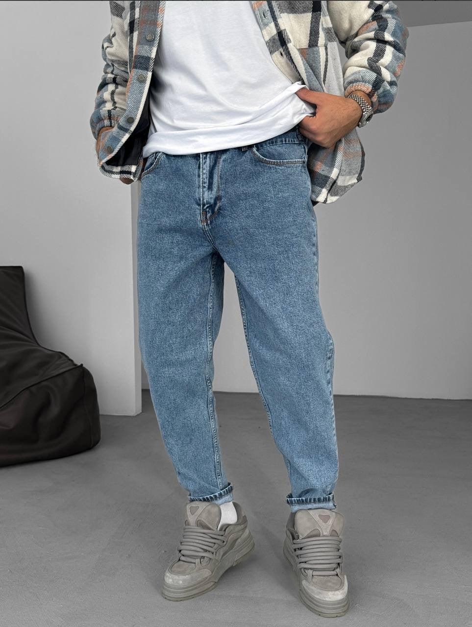 STONEWASHED BLUE BOYFRIEND CUT JEAN