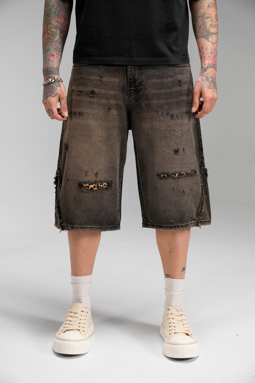 BROWN RIPPED JORT