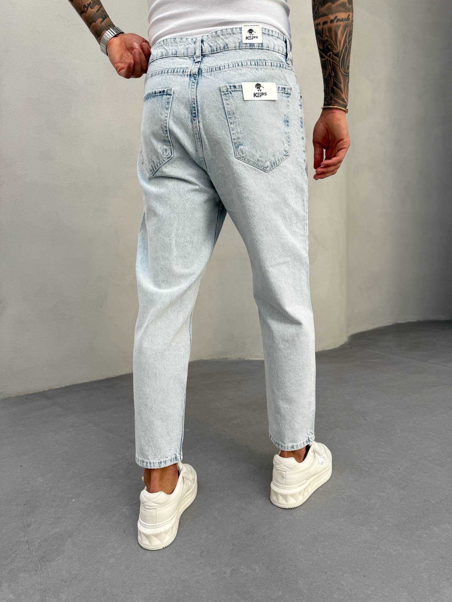 PLAIN ICY BOYFRIEND CUT JEAN