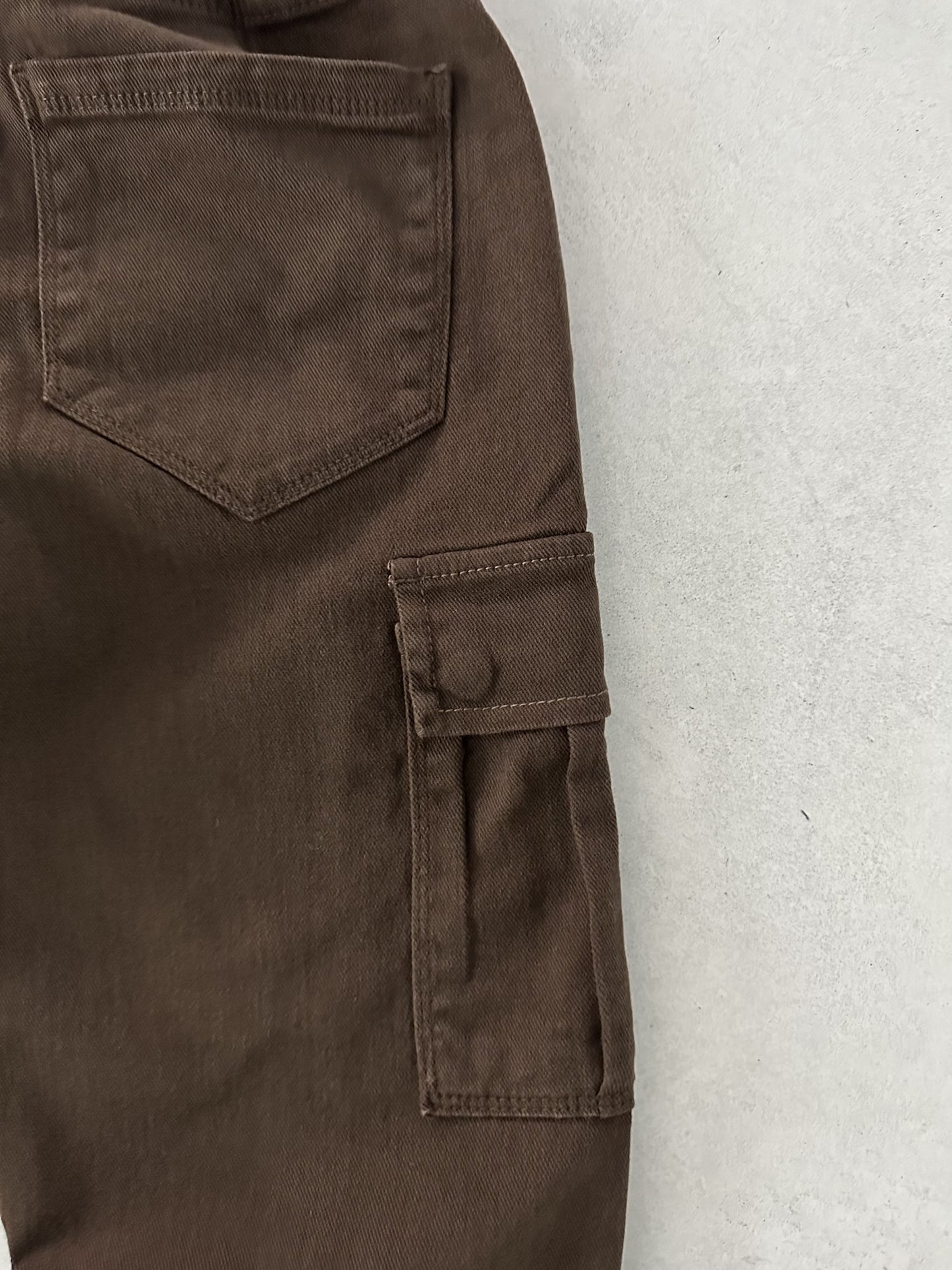 BROWN CARGO PANTS