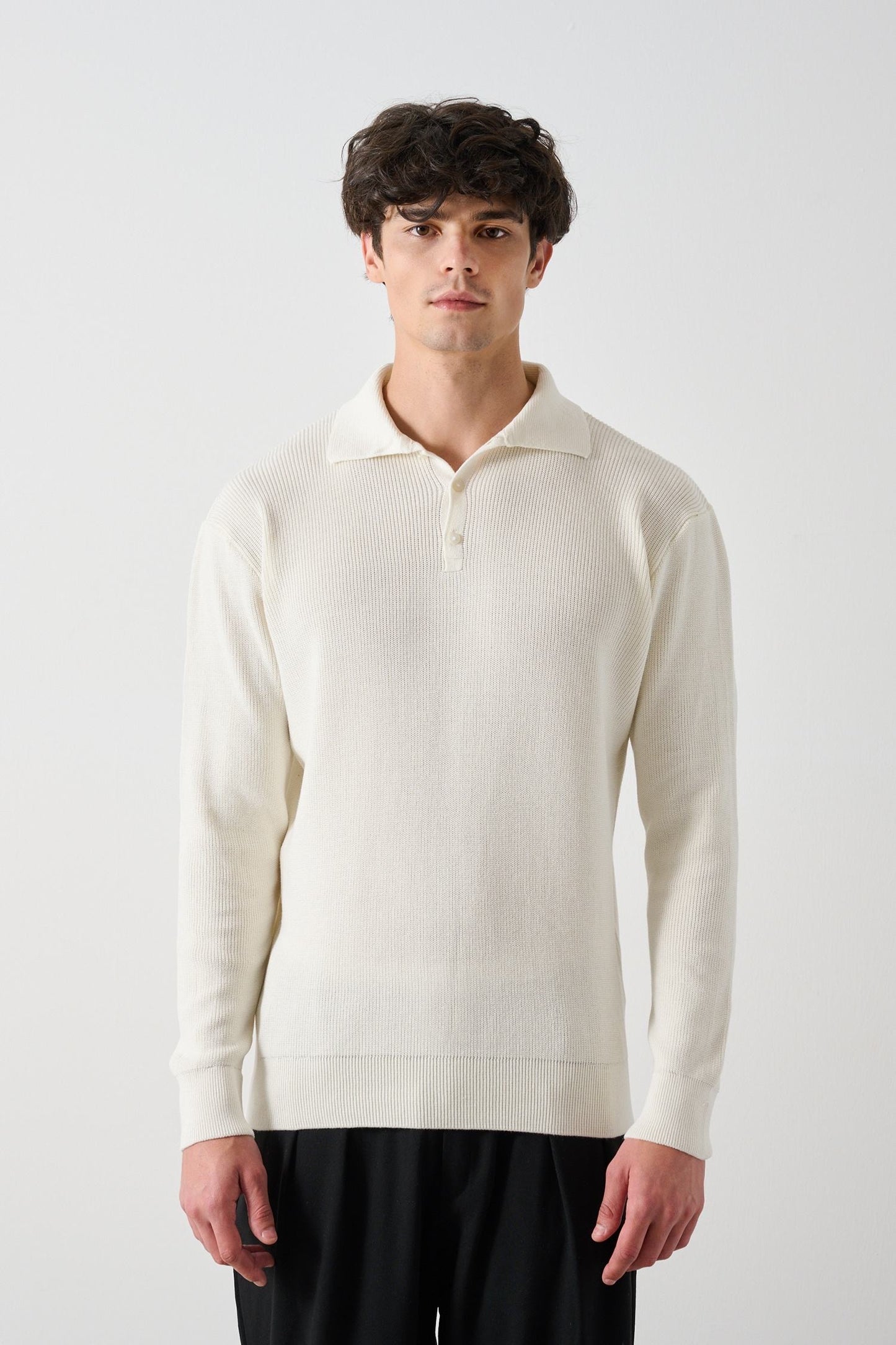 BUTTON UP SWEATER (4 COLOR)