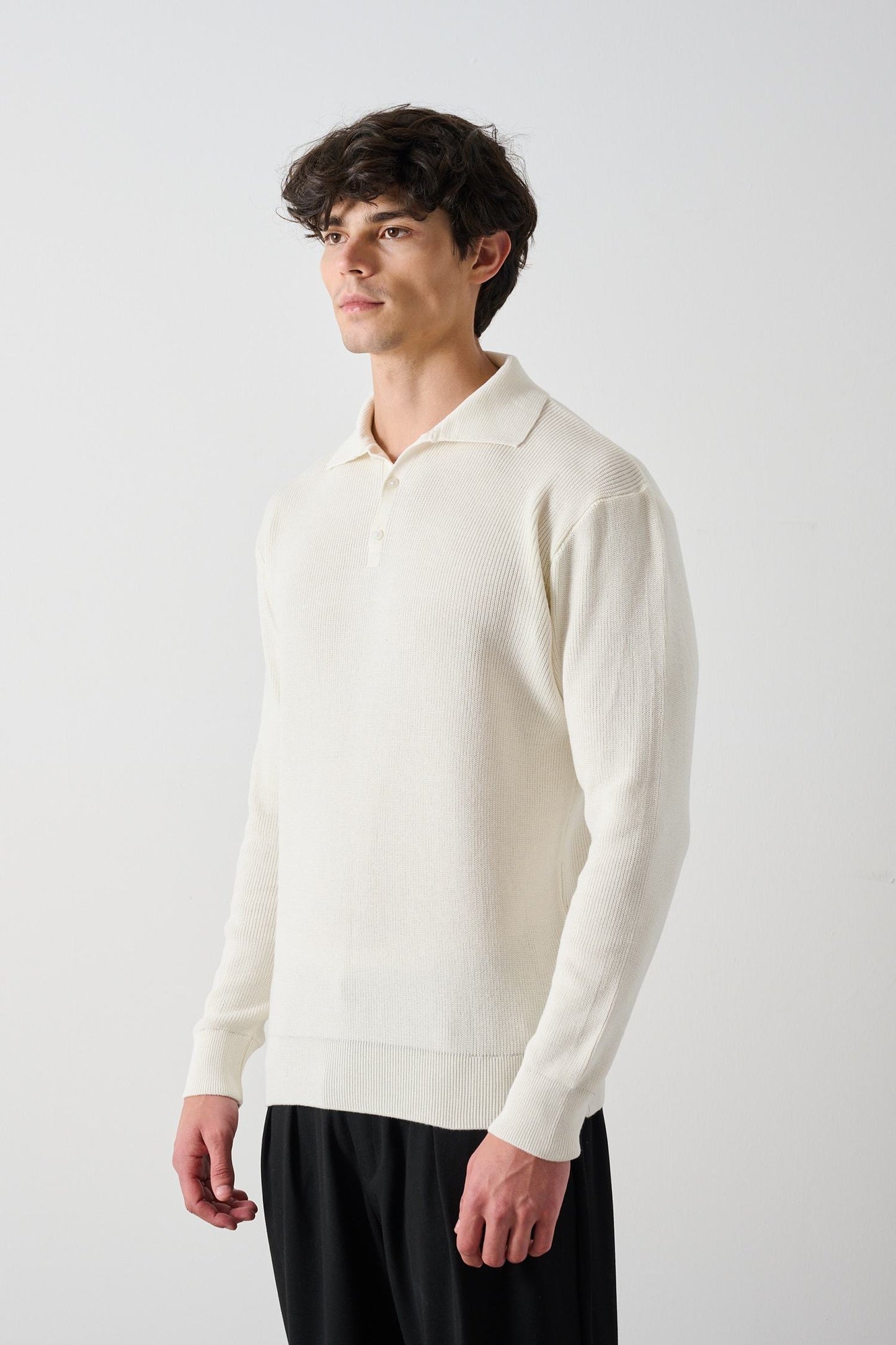 BUTTON UP SWEATER (4 COLOR)