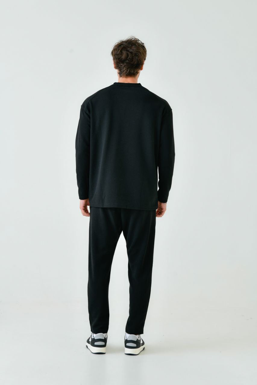 BLACK SWEATER SET