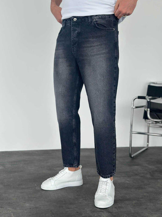 DARK GRAY WASHED BOYFRIEND CUT JEAN