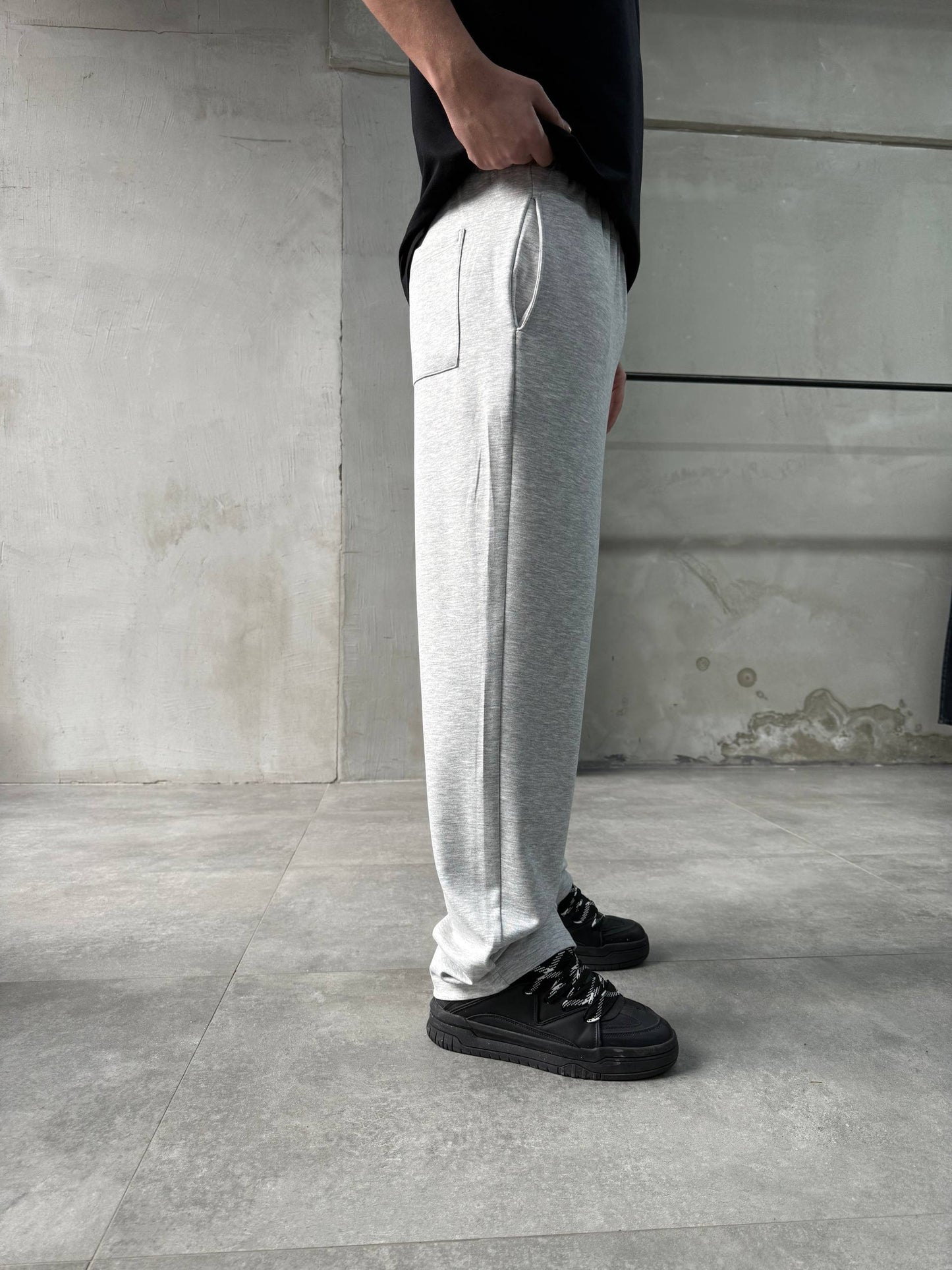 PREMIUM SWEATPANTS