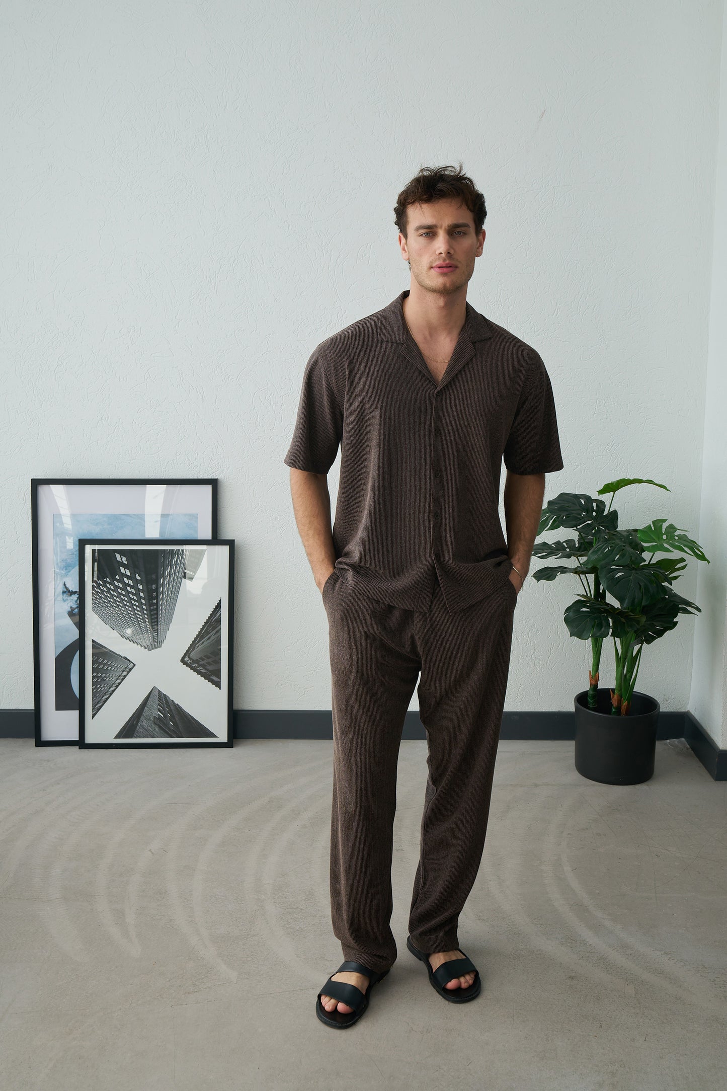 PREMIUM ENGLISH COLLAR SHORT SLEEVE SHIRT