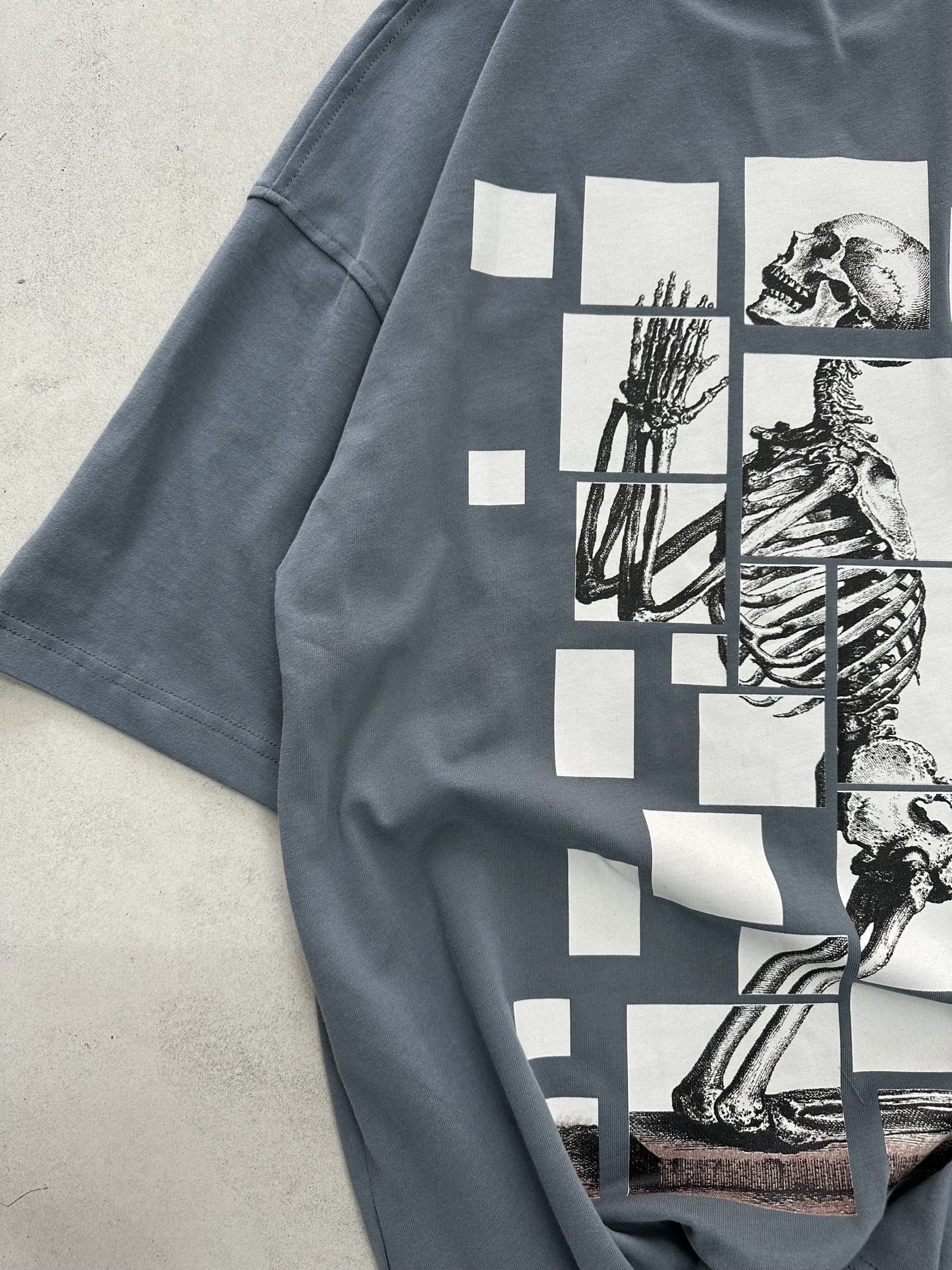 SKELETON OVERSIZE T-SHIRT