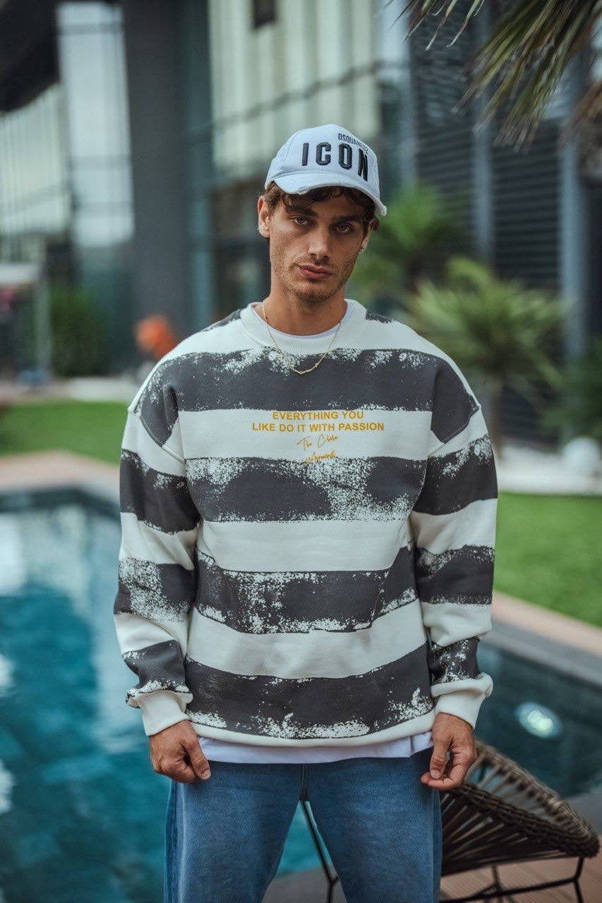 THE CHILLA MOVEMENT STRIPE SWEATER (3 COLOR)