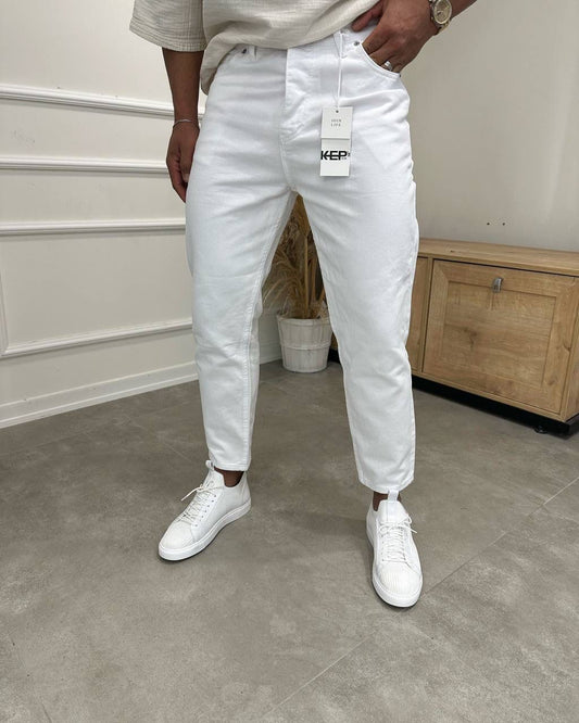 PLAIN WHITE BOYFRIEND STYLE JEAN