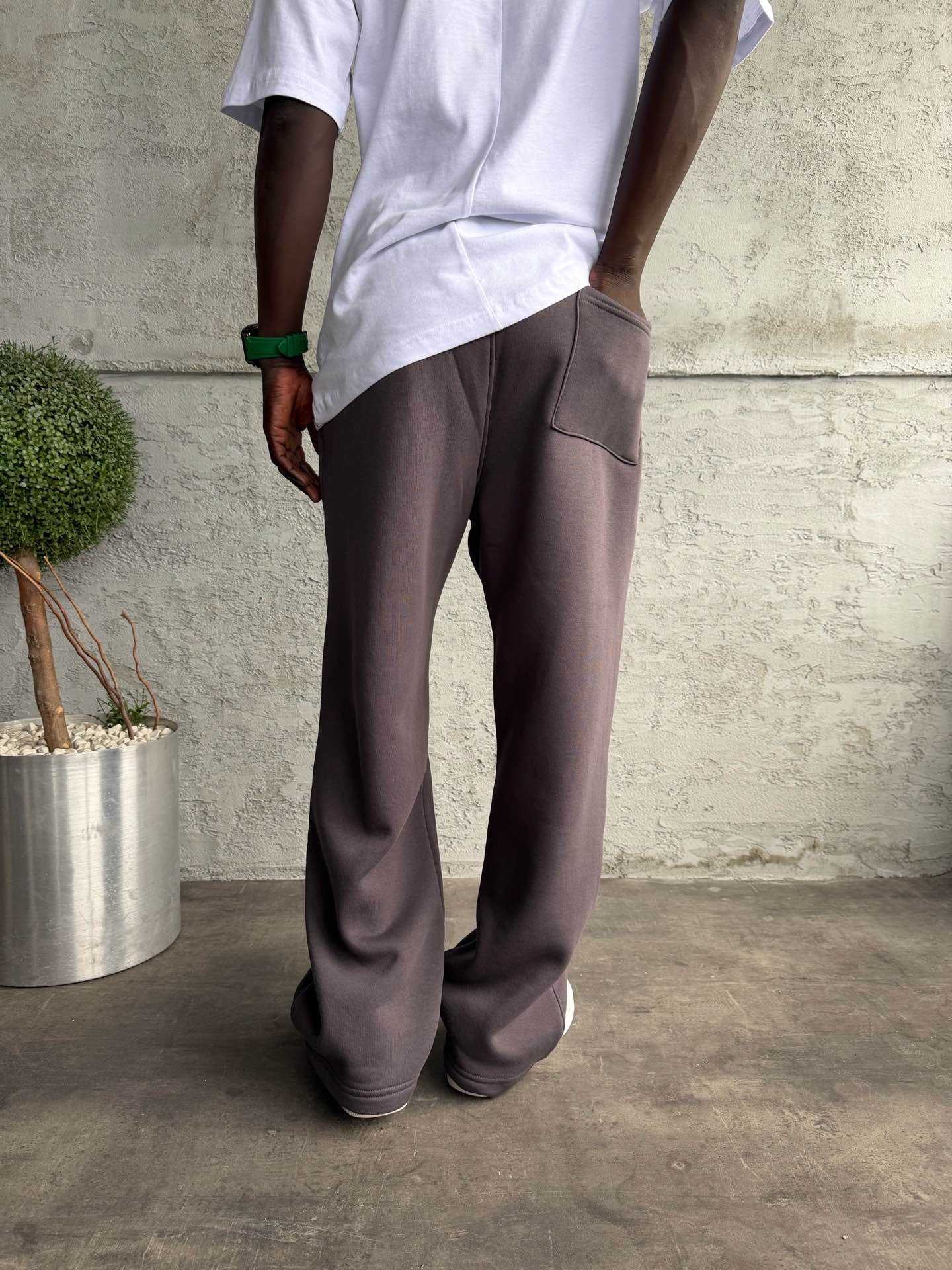 PREMIUM LINE SWEATPANTS