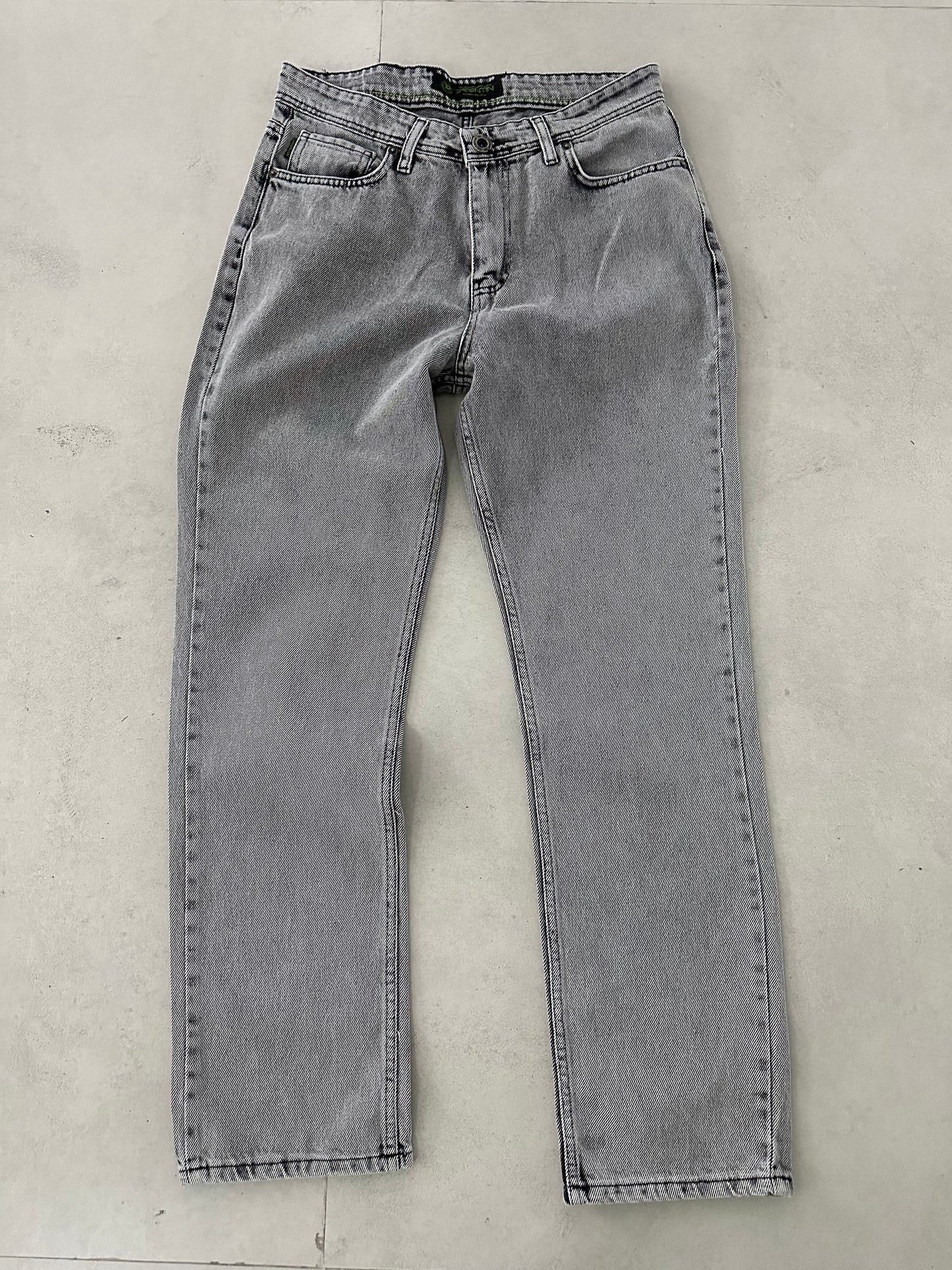 STONEWASHED GRAY BAGGY JEAN