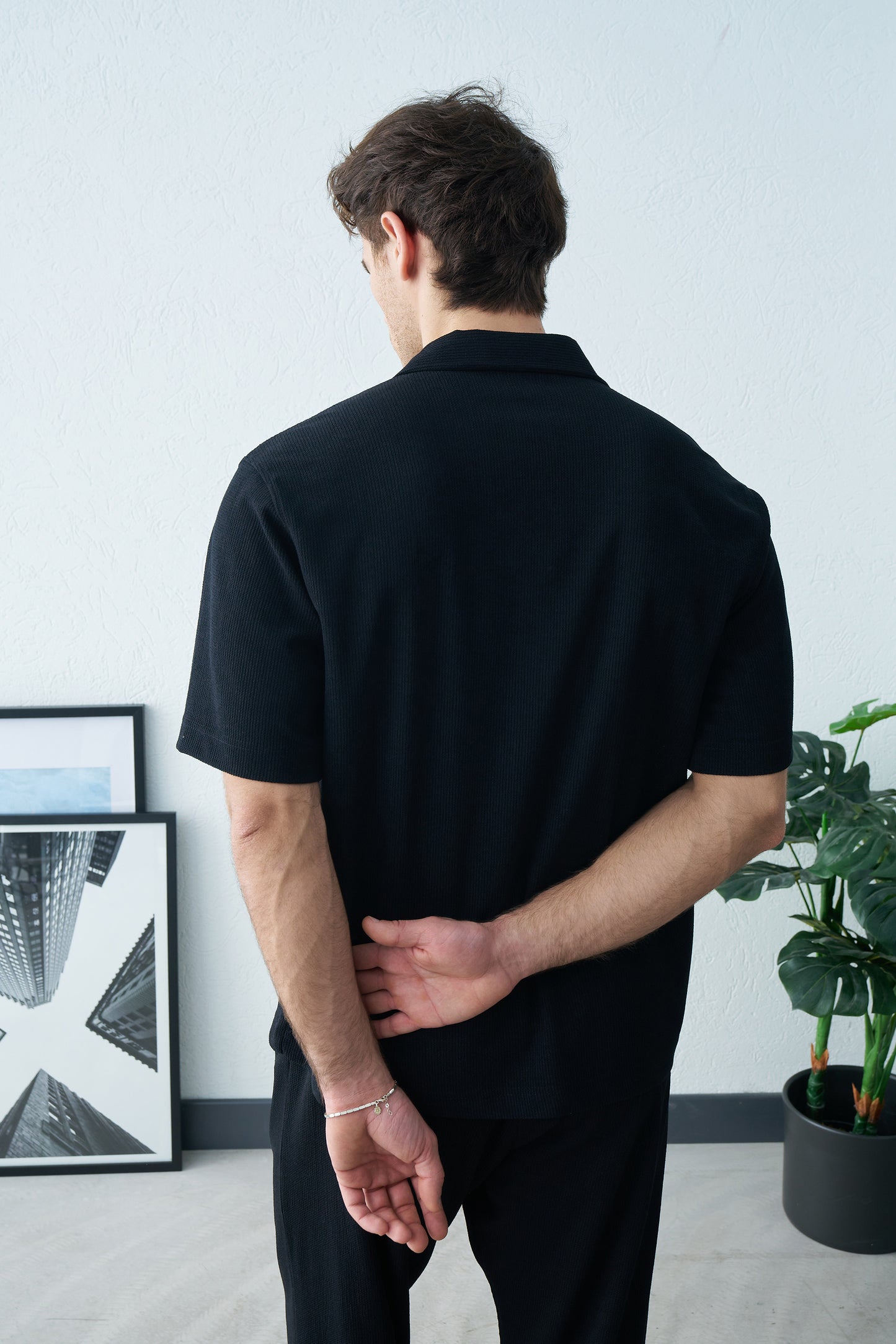 PREMIUM ENGLISH COLLAR SHORT SLEEVE SHIRT