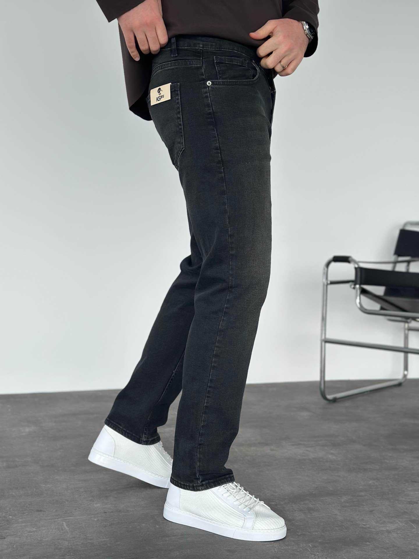 WASHED BLACK REGULAR FIT JEAN