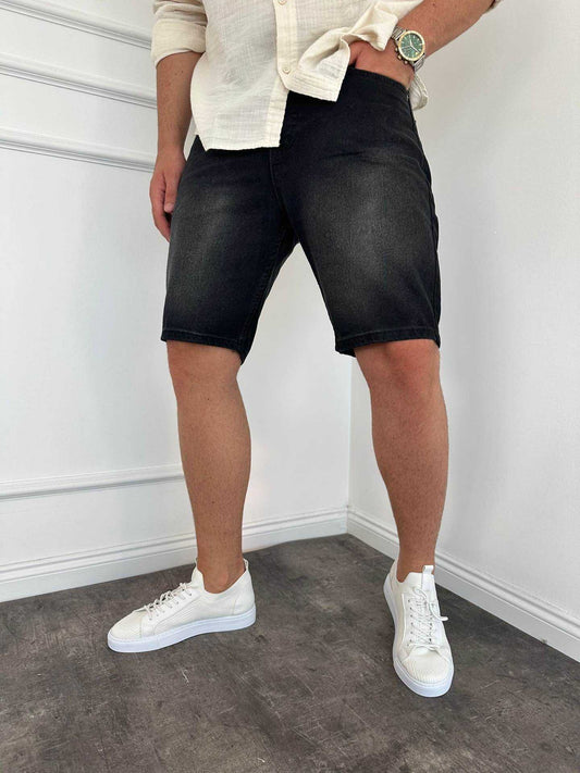 WASHED BLACK SHORT