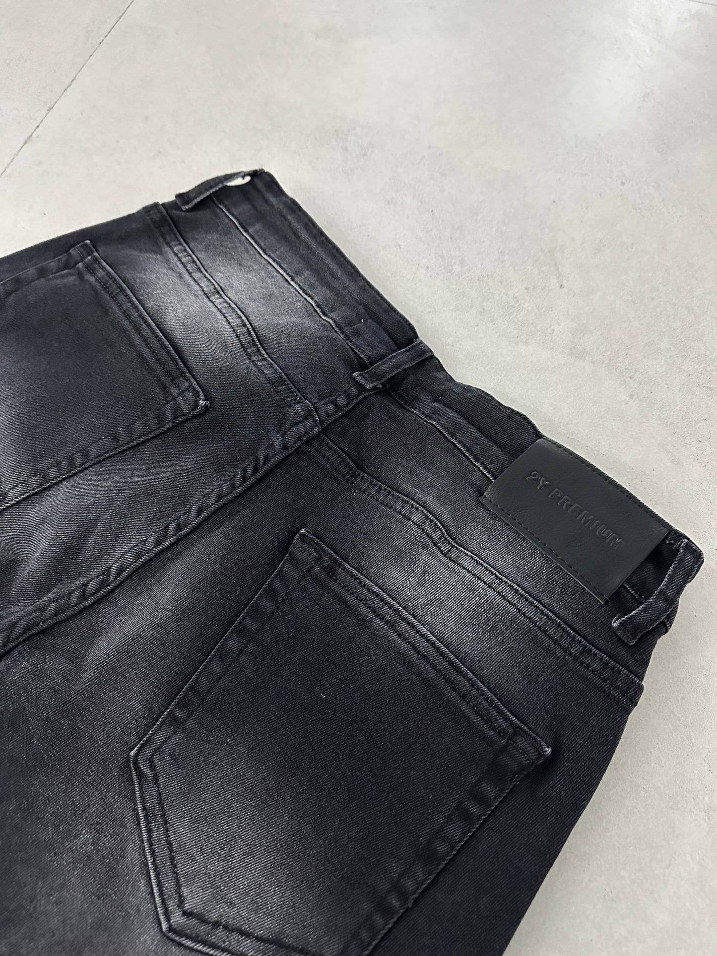 PREMIUM FIT JEAN