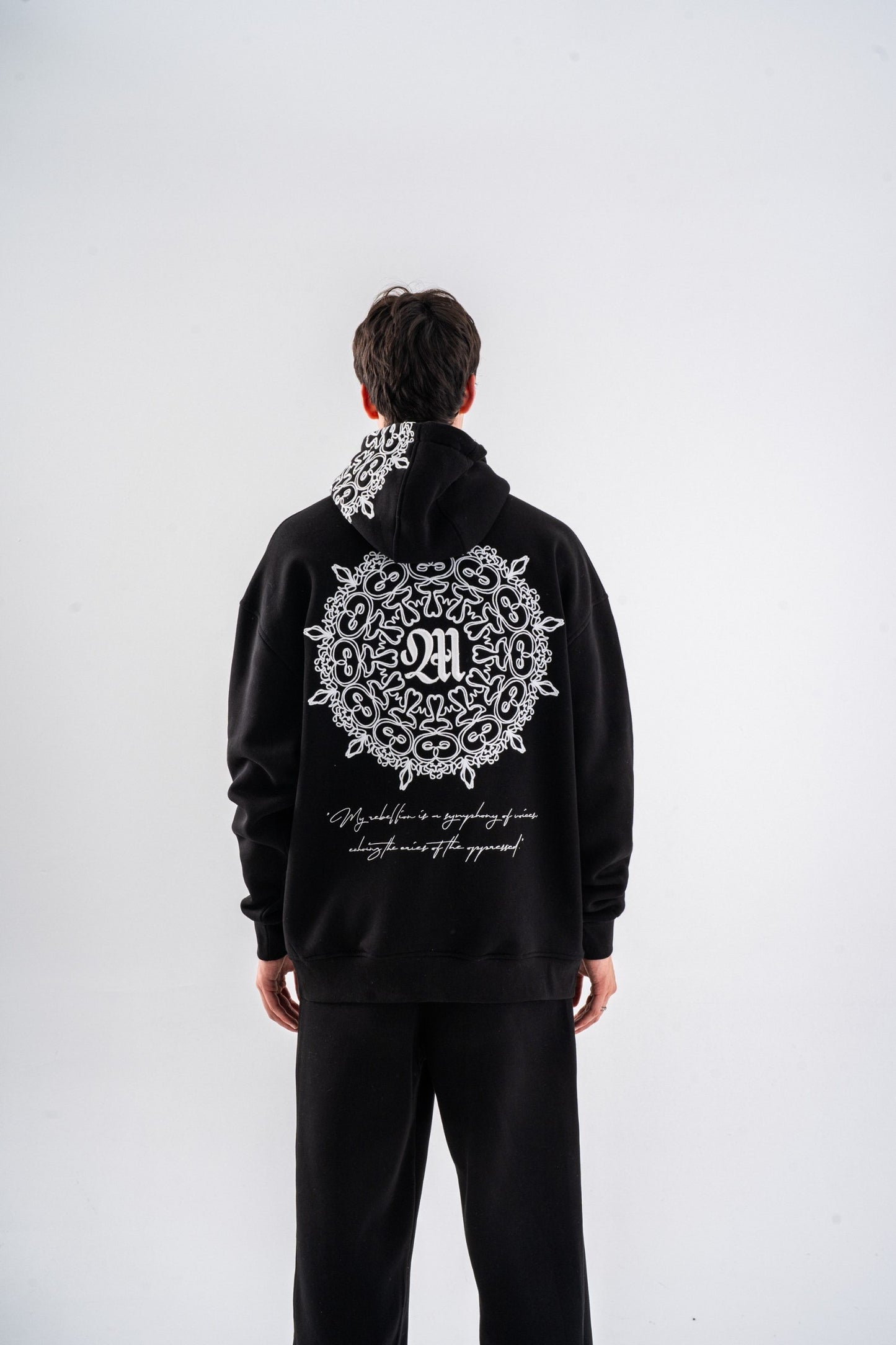 CIRCLE EMBROIDERED VIP HOODIE (2 COLOR)