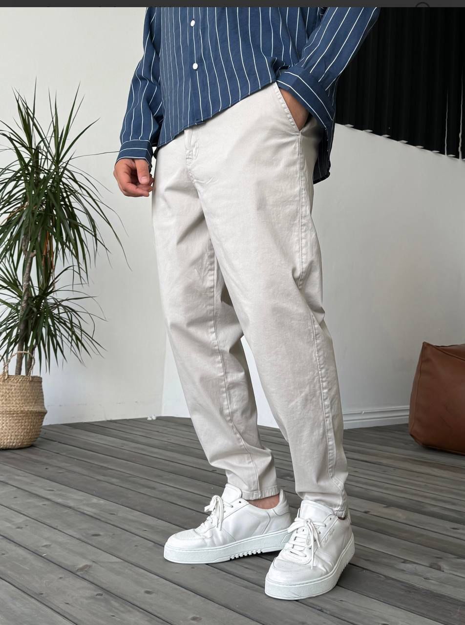 BOYFRIEND CUT CHINO PANTS