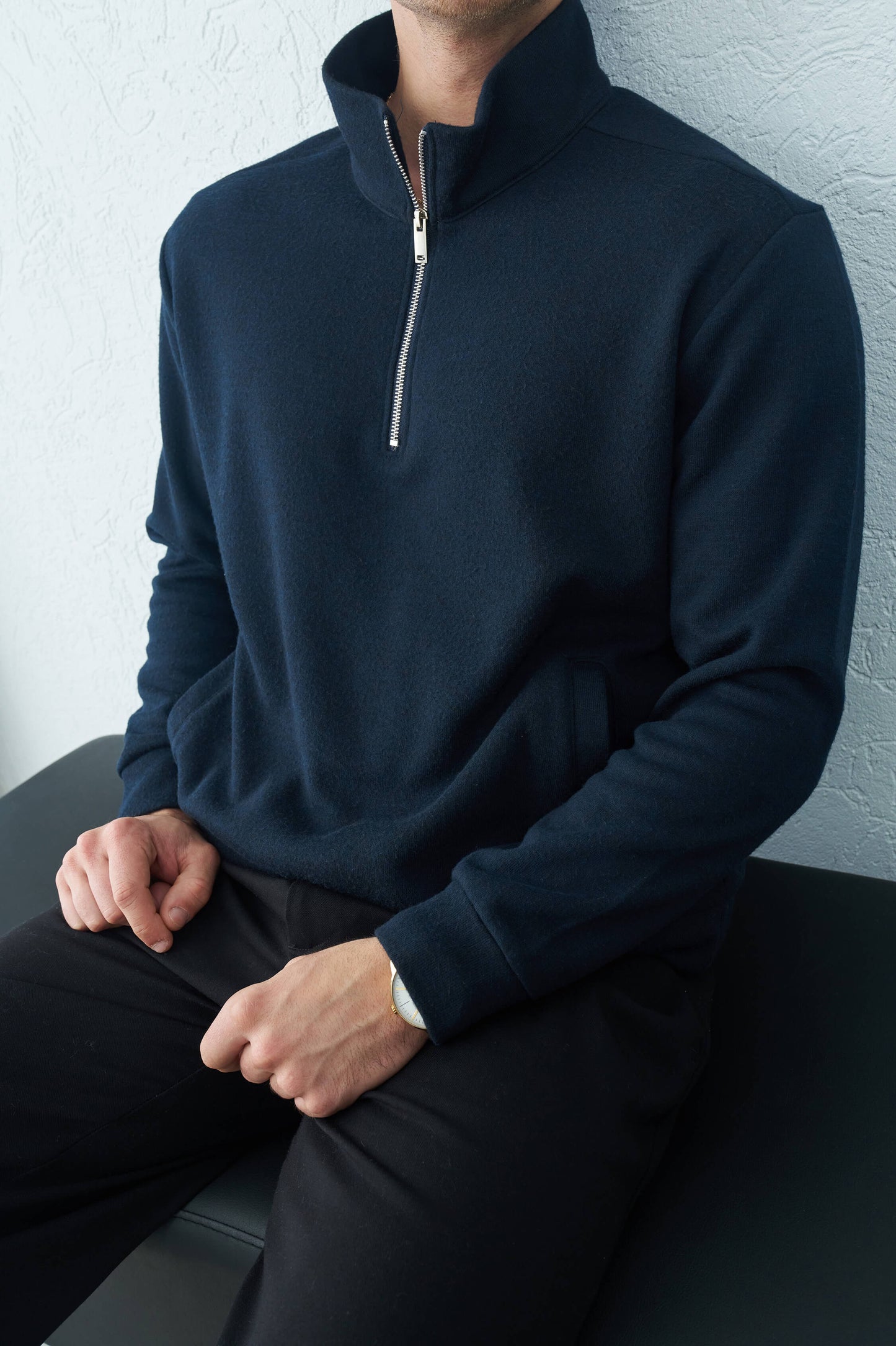 HALF ZIP PREMIUM SWEATSHIRT (2 COLOR)