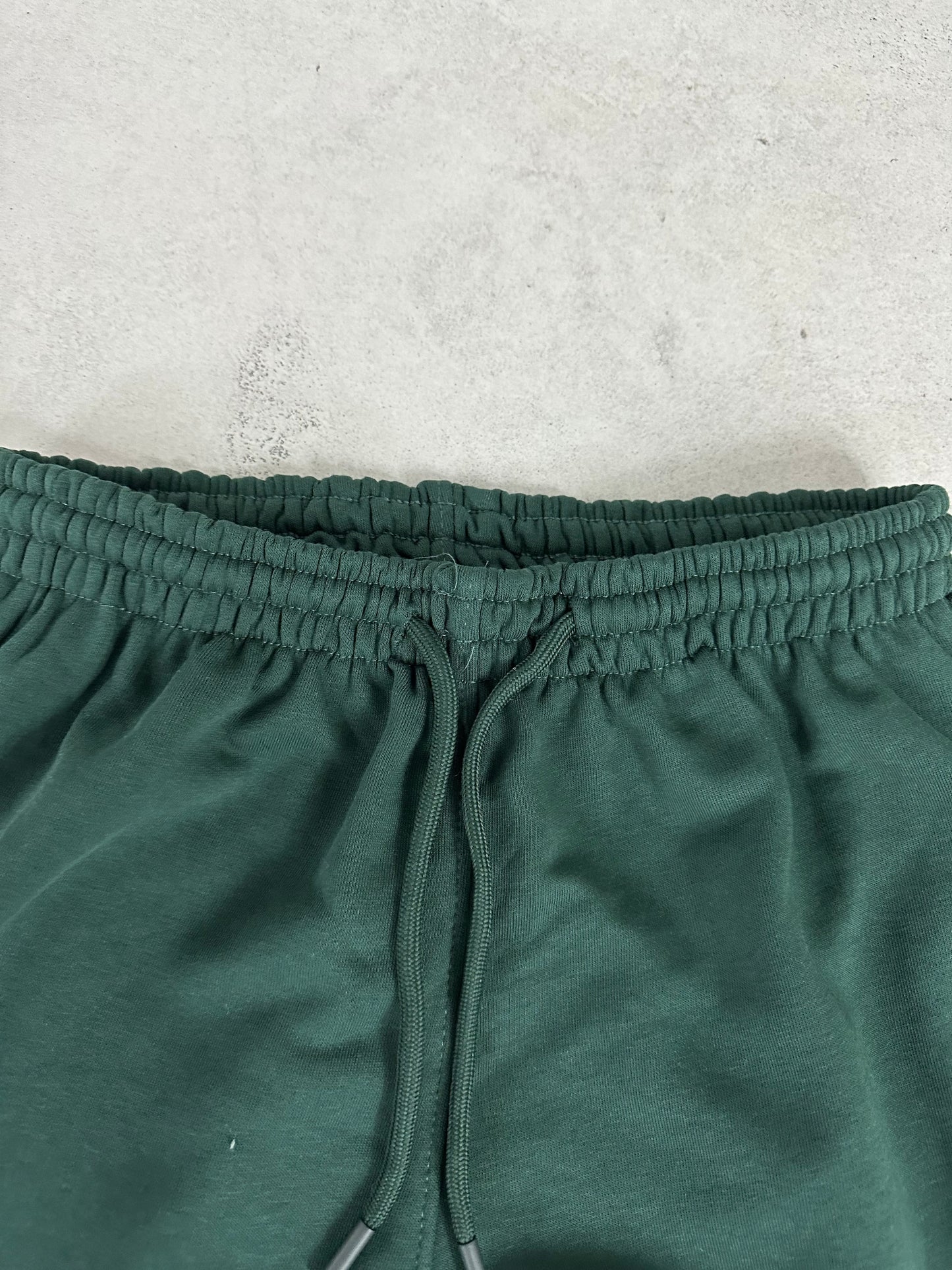 BASIC TRACK SHORTS