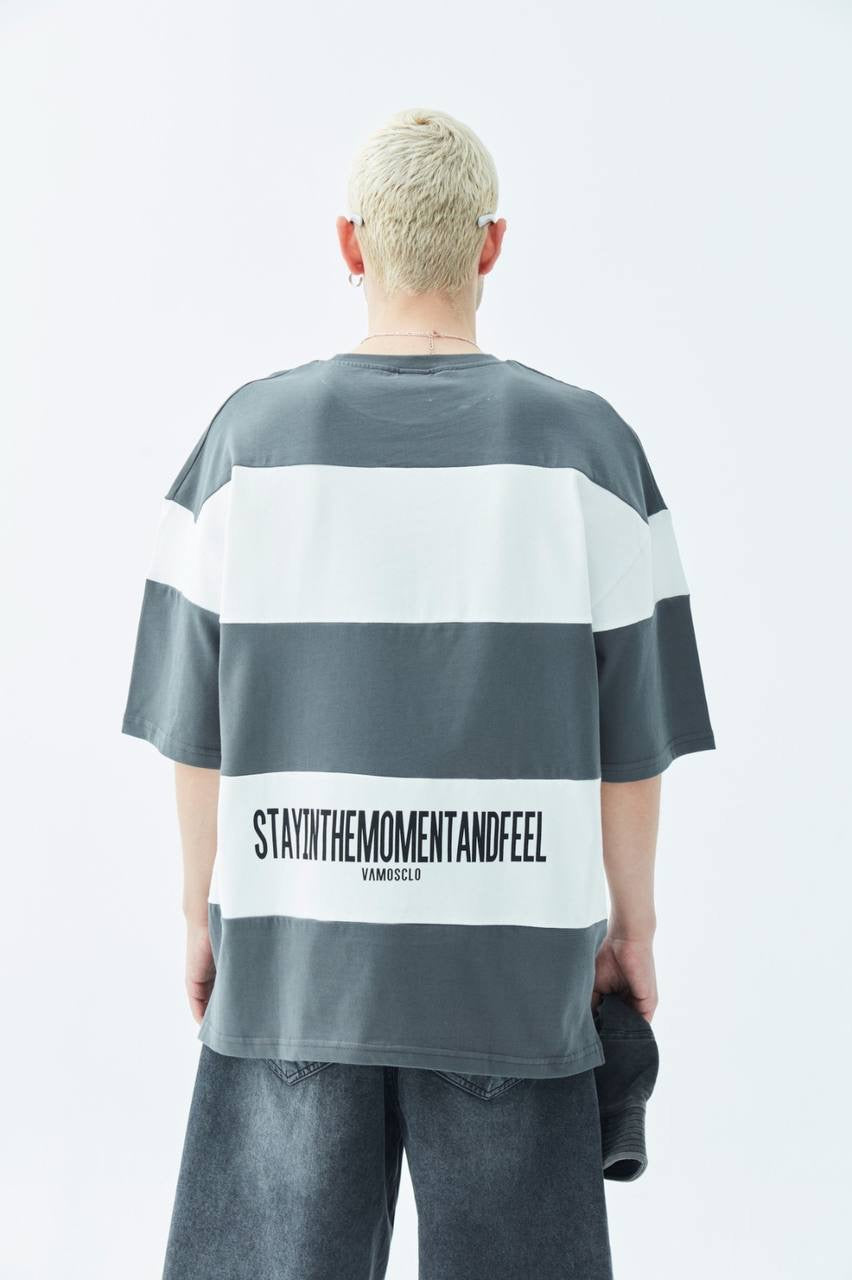 OVERSIZED STRIPED T-SHIRT